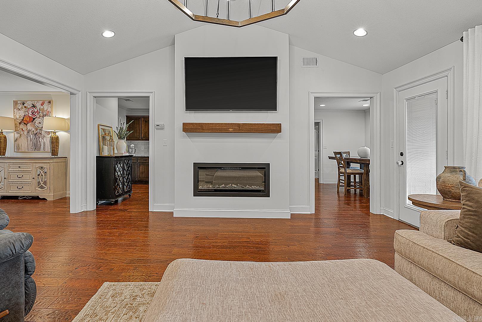 Glen Echo 1 - Residential