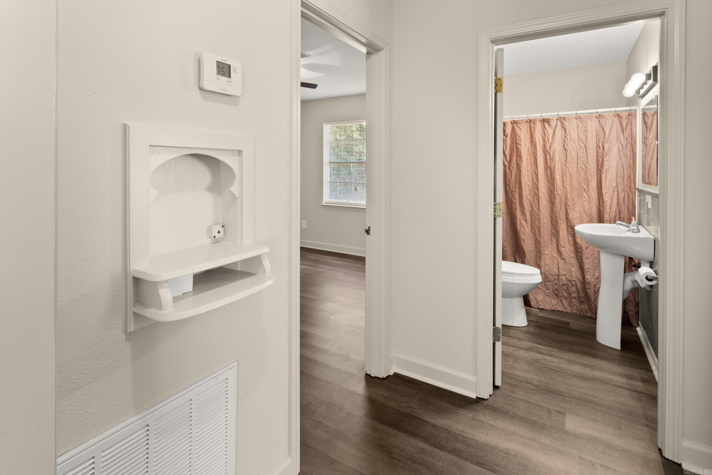 3n-13-22 - Commercial Lease