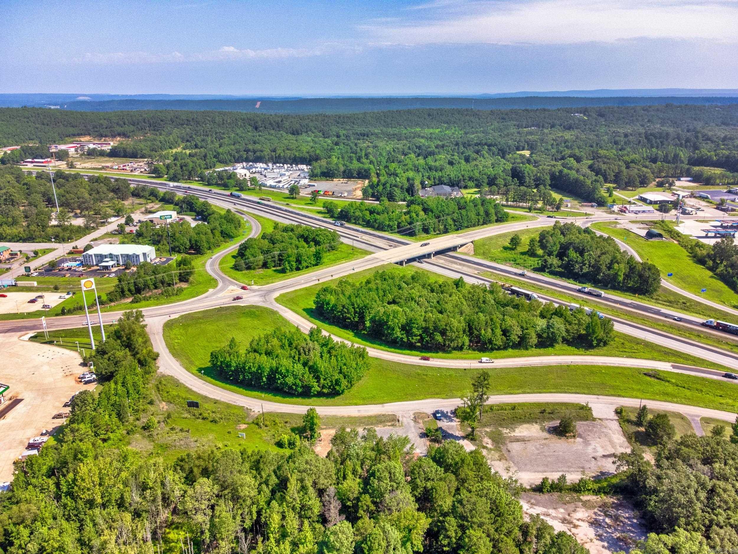 3n-13-22 - Commercial Lease