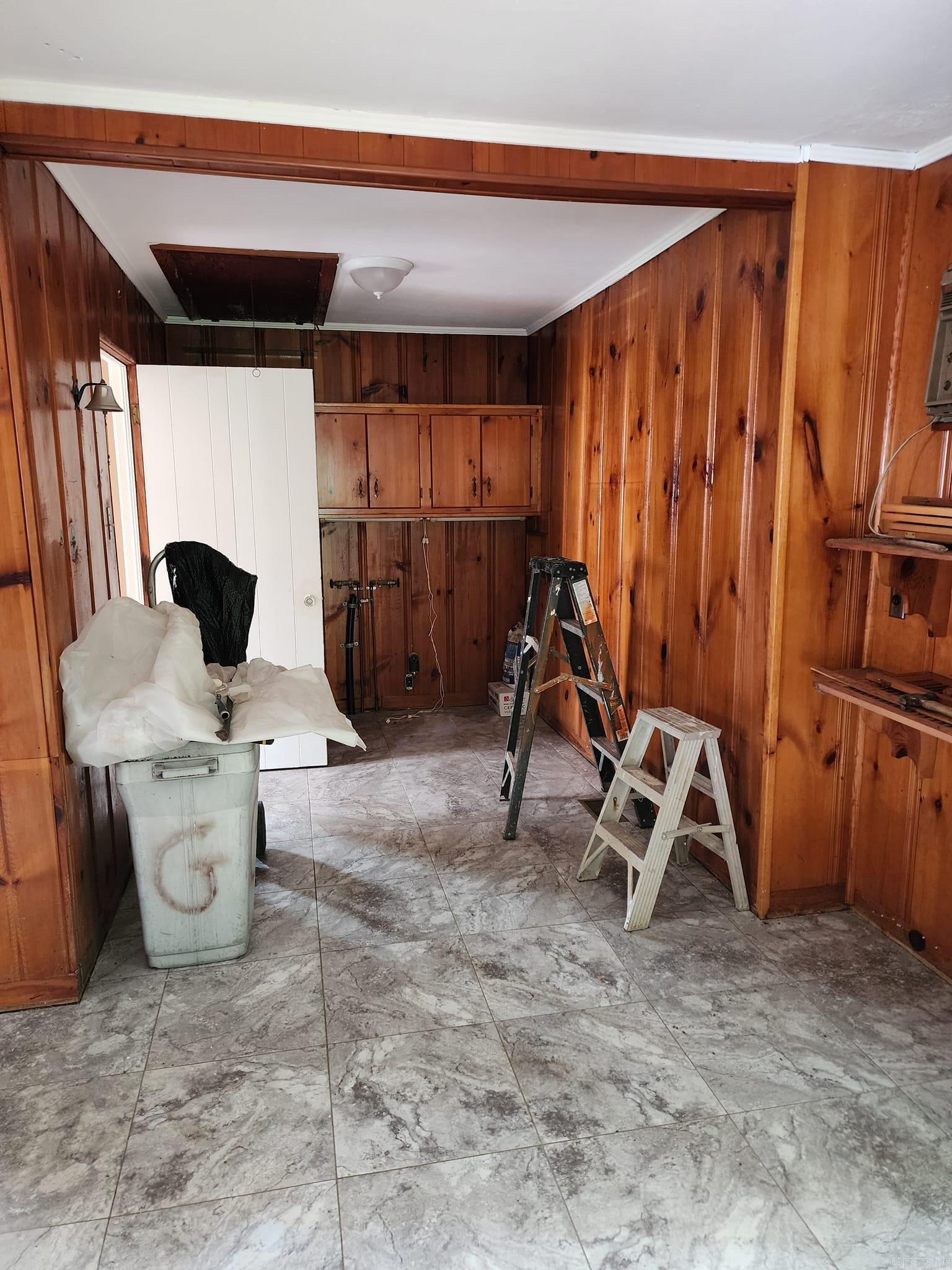 Oak Forrest Gardens - Residential