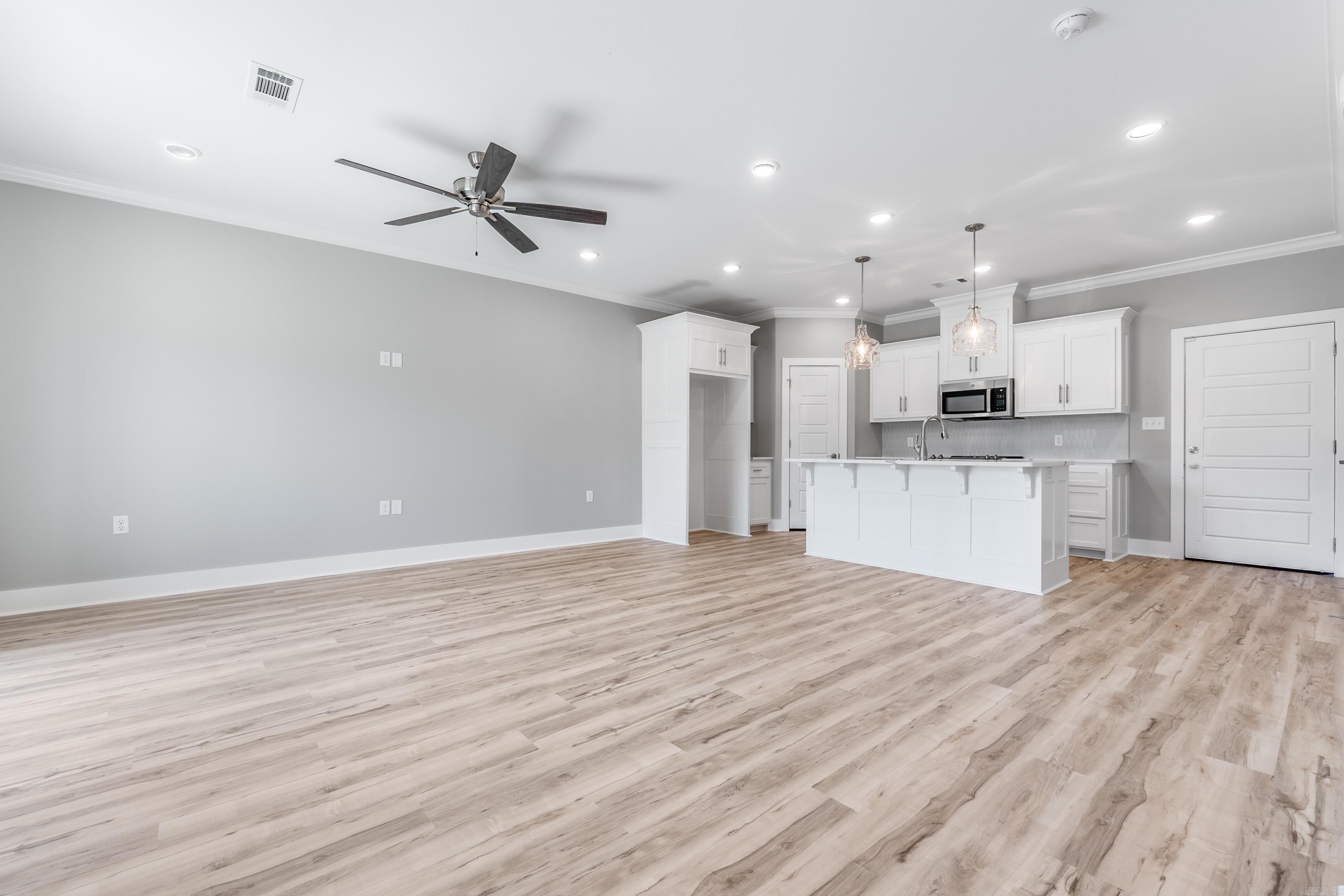 ISABELLE COURT - Residential