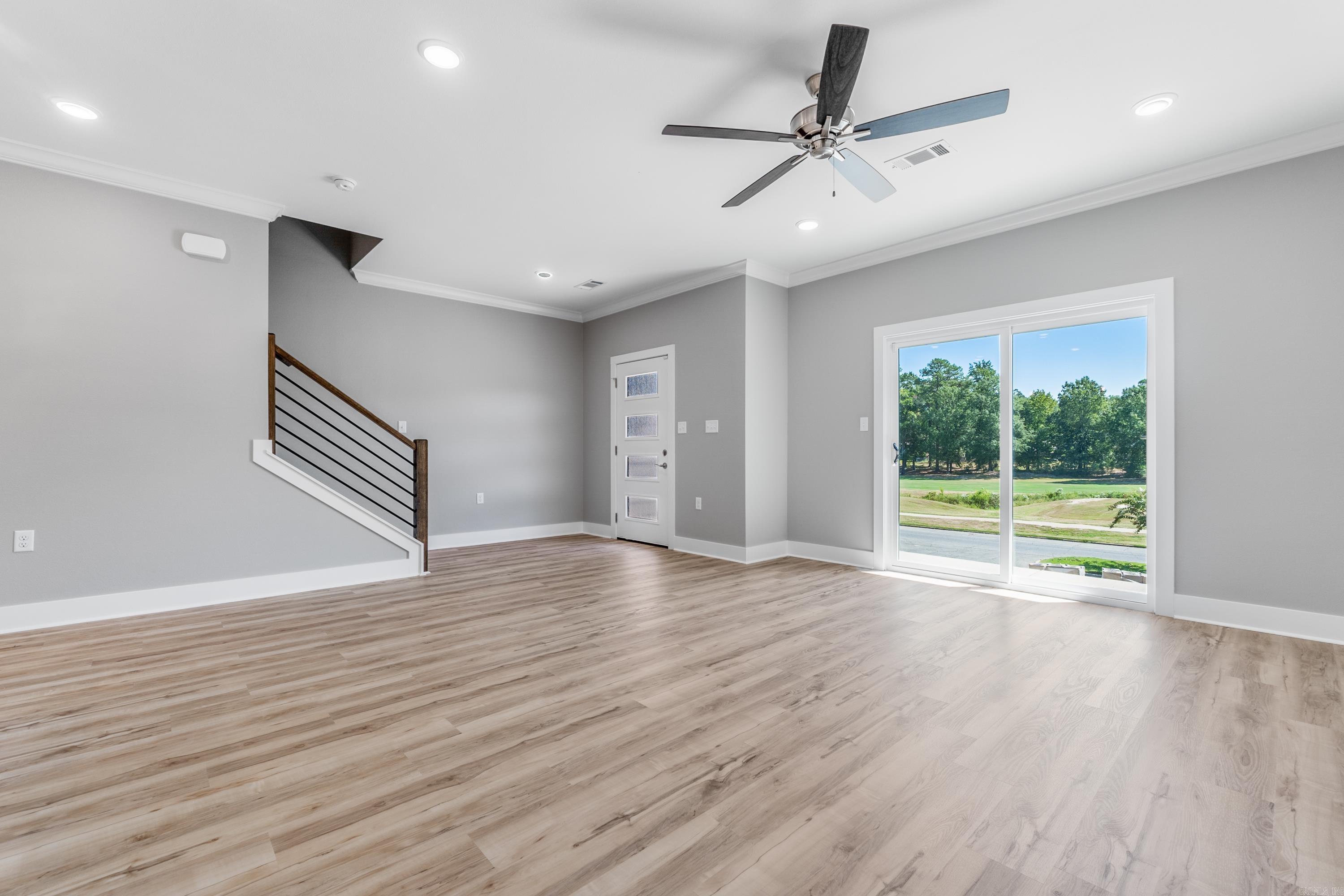 ISABELLE COURT - Residential