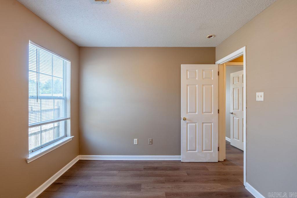 SUMMERBROOKE - Residential