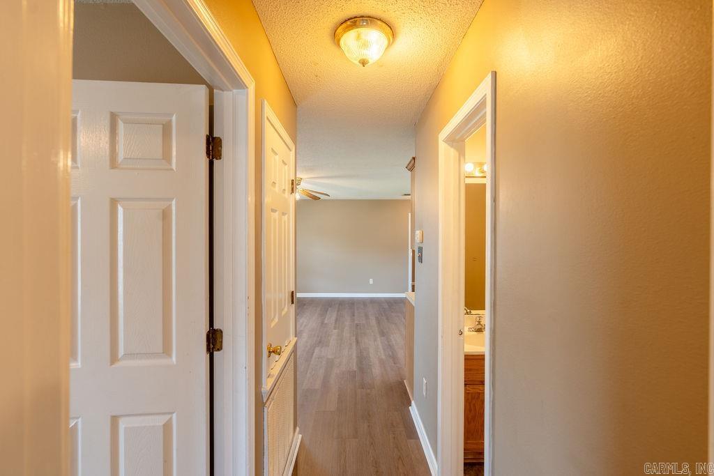 SUMMERBROOKE - Residential