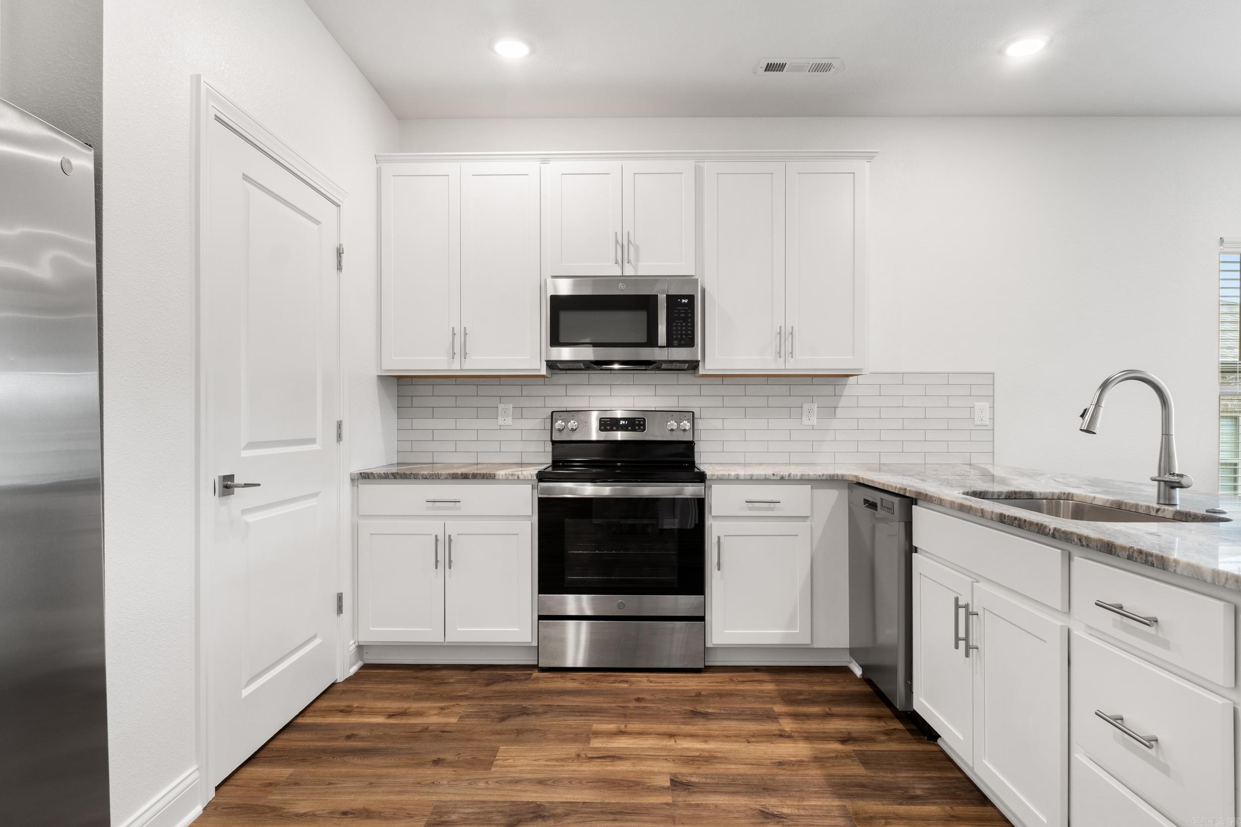 BIG CREEK ESTATES - Residential