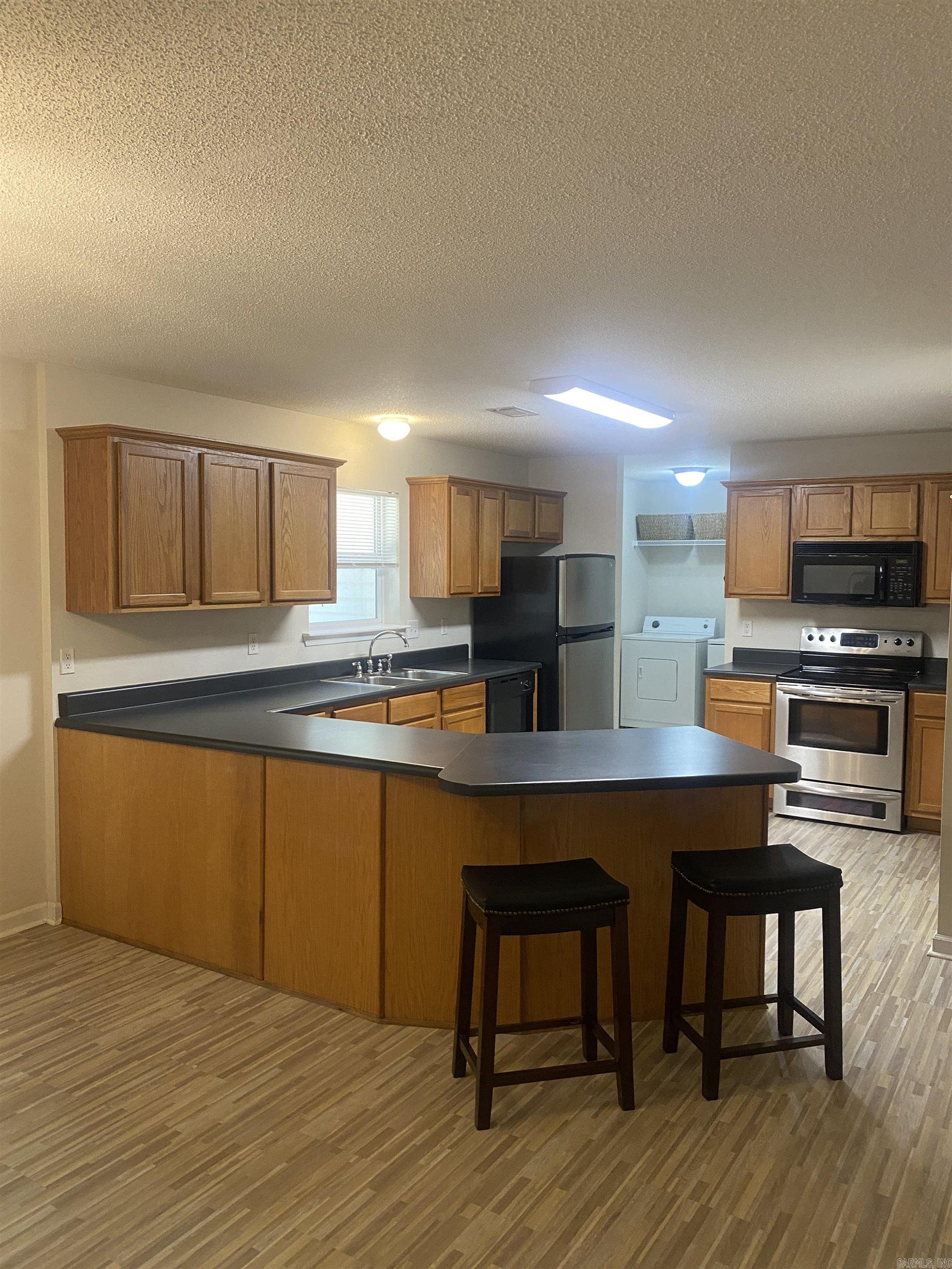 BREEZEWOOD ESTATES - Residential