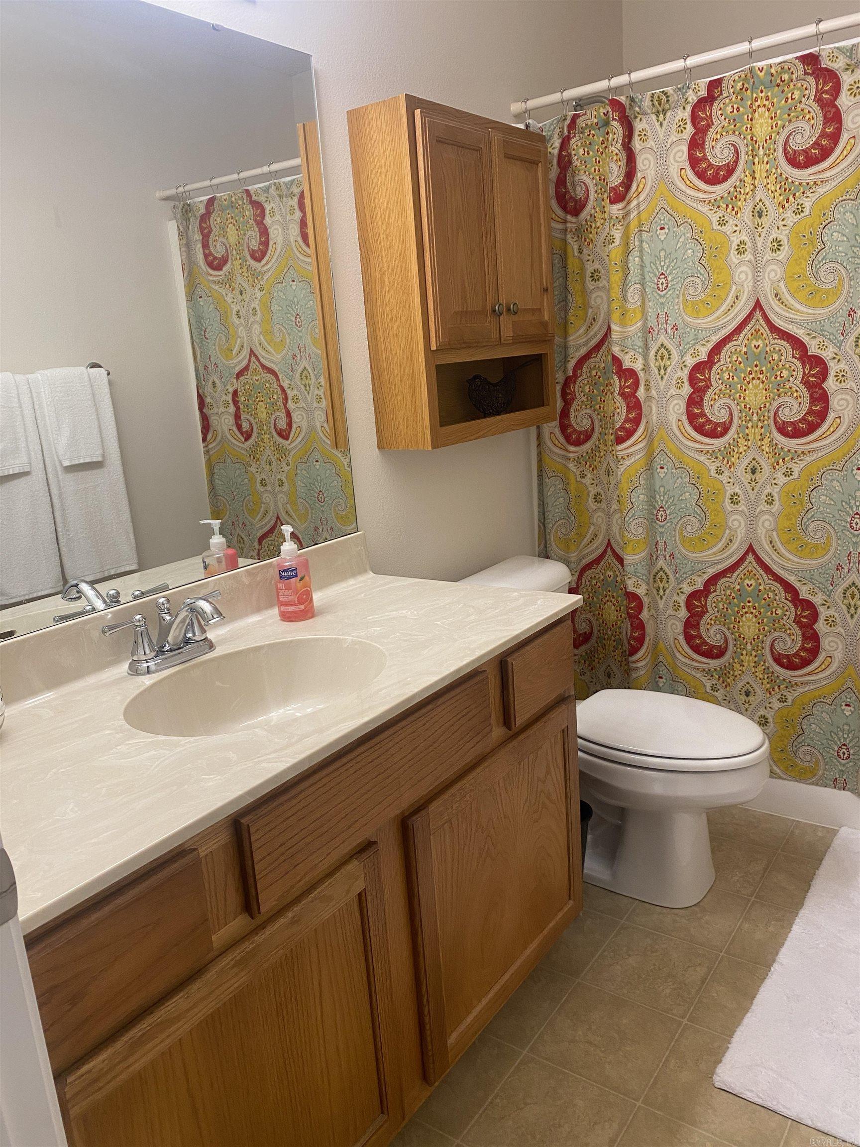 BREEZEWOOD ESTATES - Residential