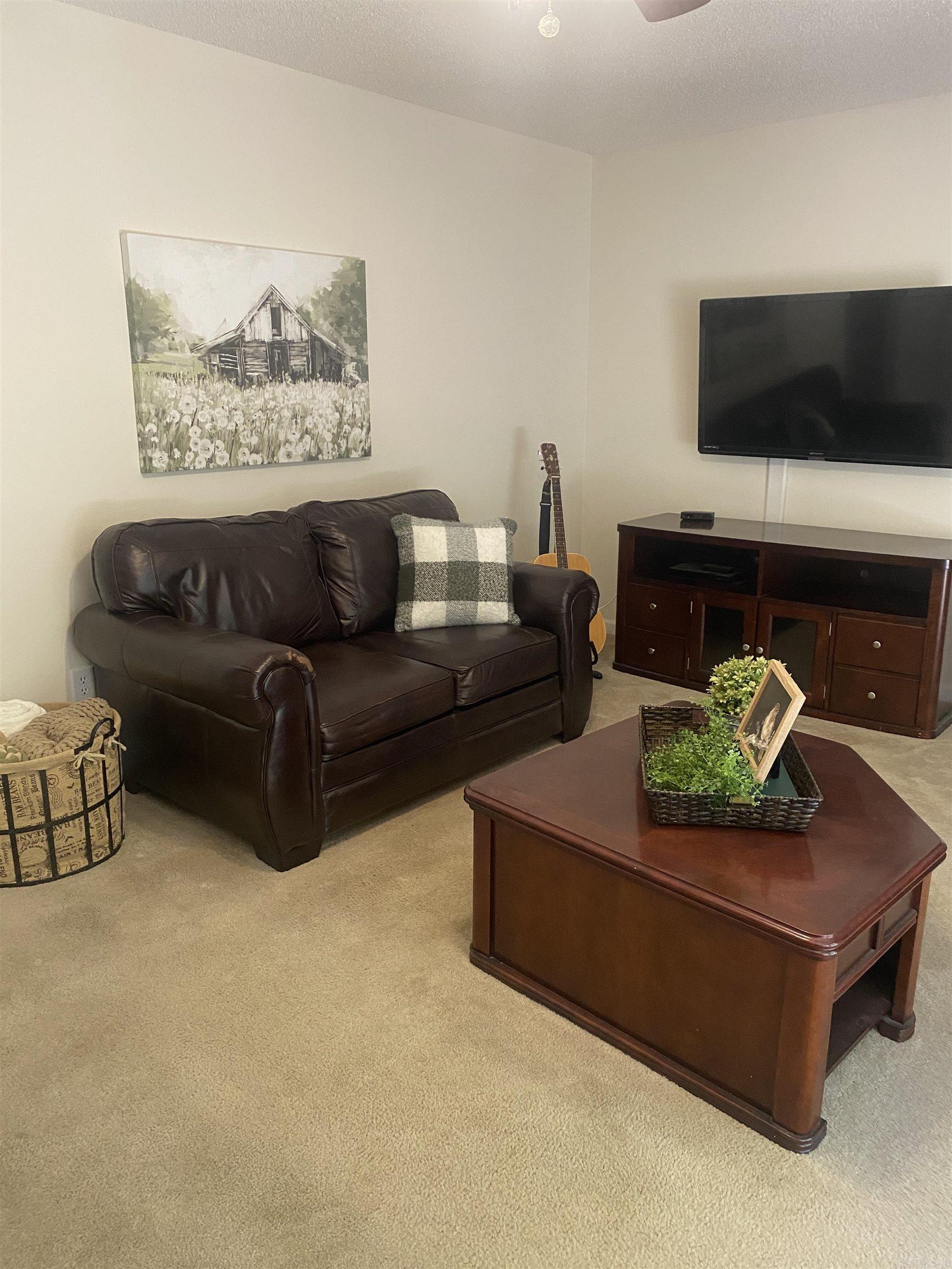 BREEZEWOOD ESTATES - Residential