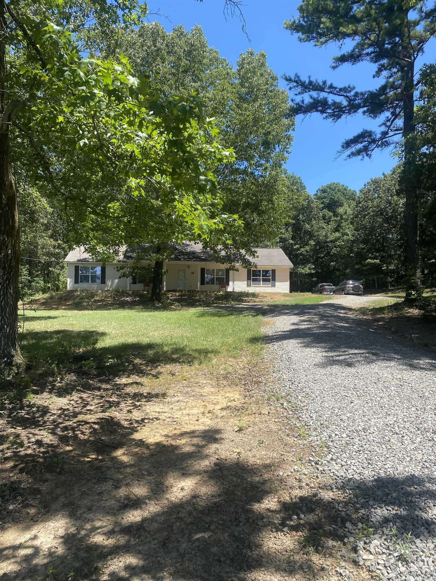 BREEZEWOOD ESTATES - Residential