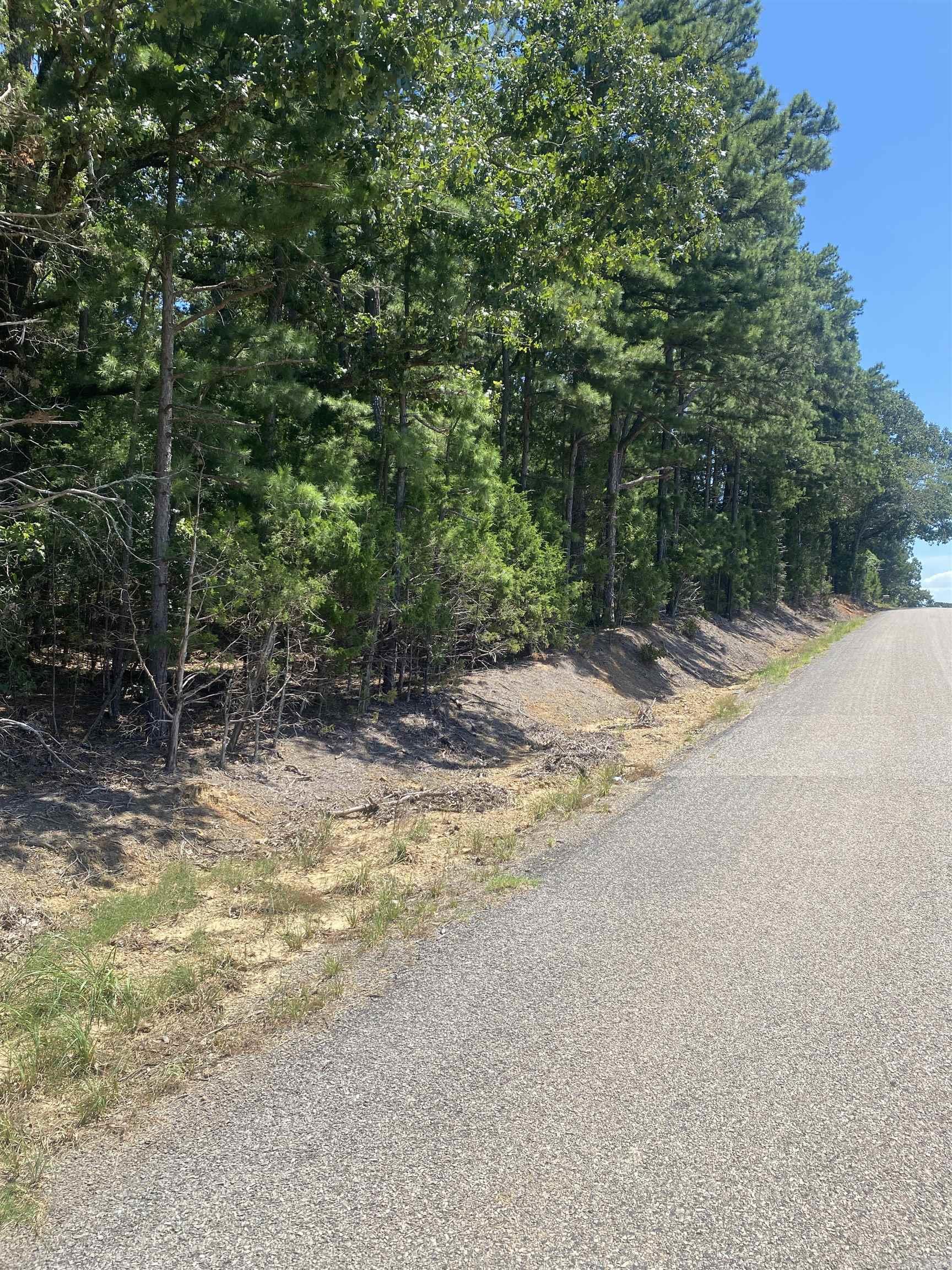 BREEZEWOOD ESTATES - Residential