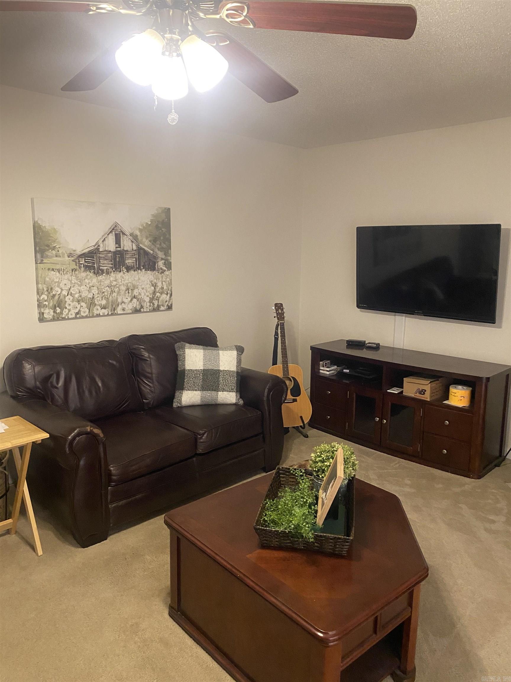 BREEZEWOOD ESTATES - Residential