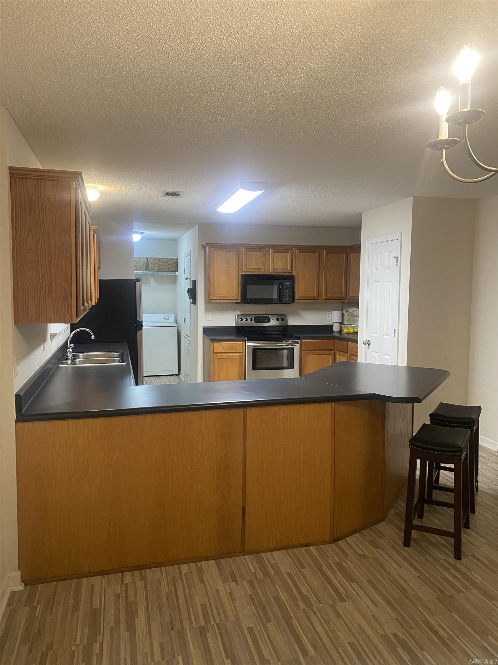 BREEZEWOOD ESTATES - Residential