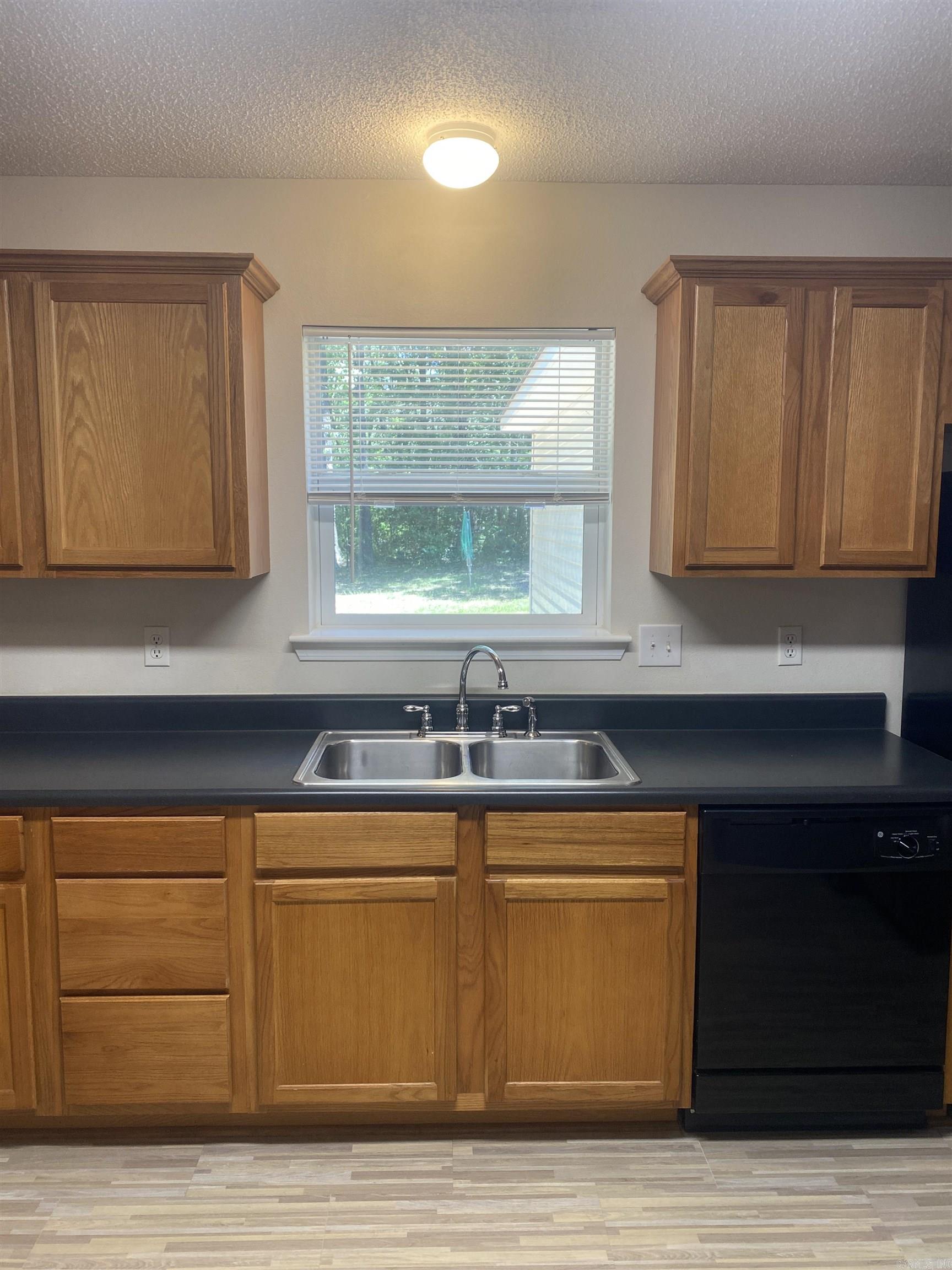 BREEZEWOOD ESTATES - Residential