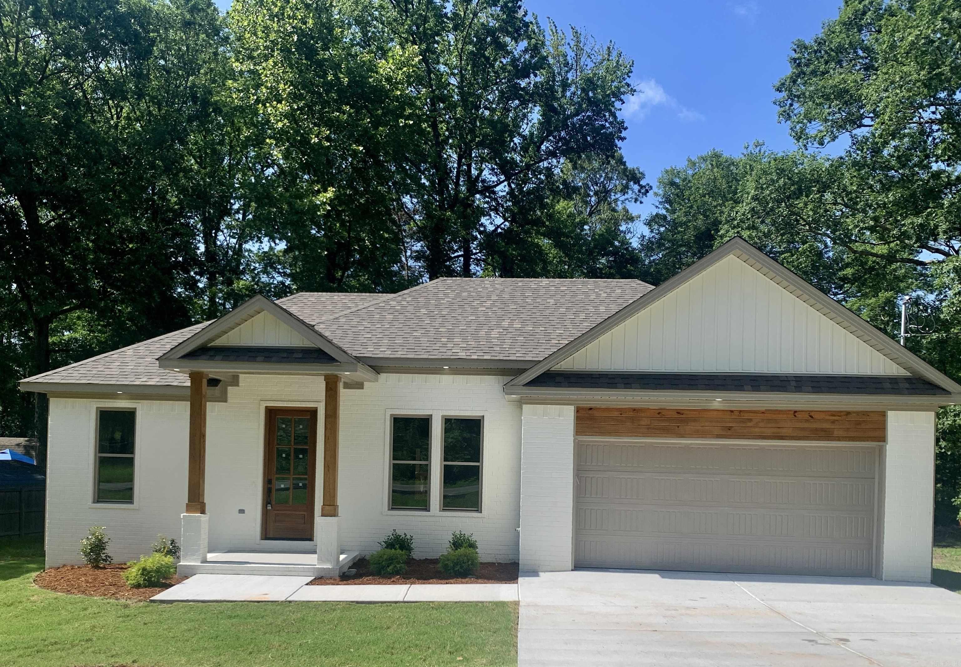 Take a Look at this Beautiful New Construction**3 Bed/2 Bath Home**open Floorplan**Out of City Limits**close to East End, Bryant, Benton, Alexander & Little Rock**estimated to be finished end of June **