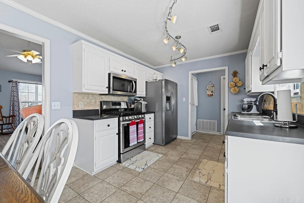 VALLEY ELMS S/D - Residential