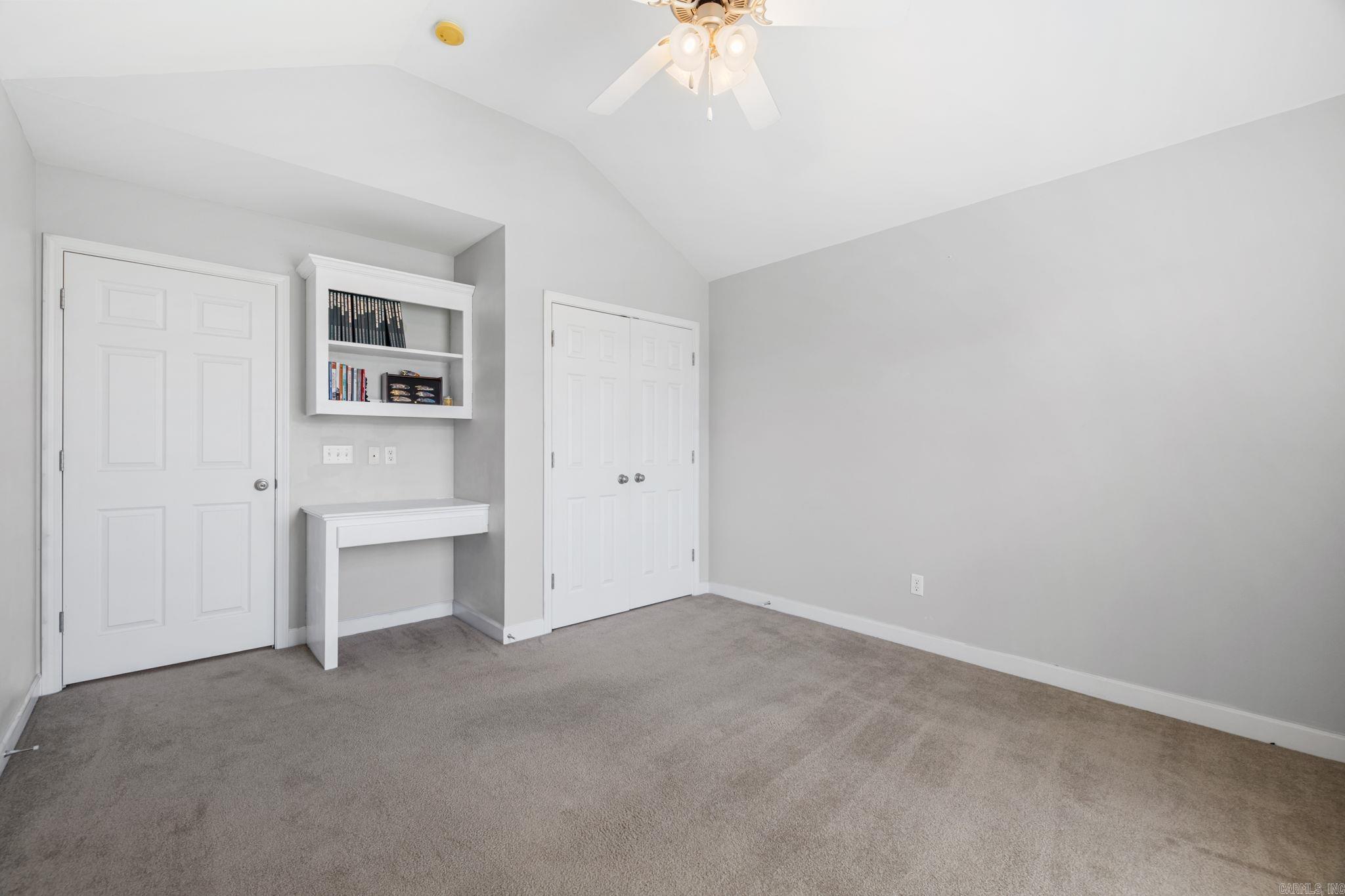 COLLENWOOD - Residential