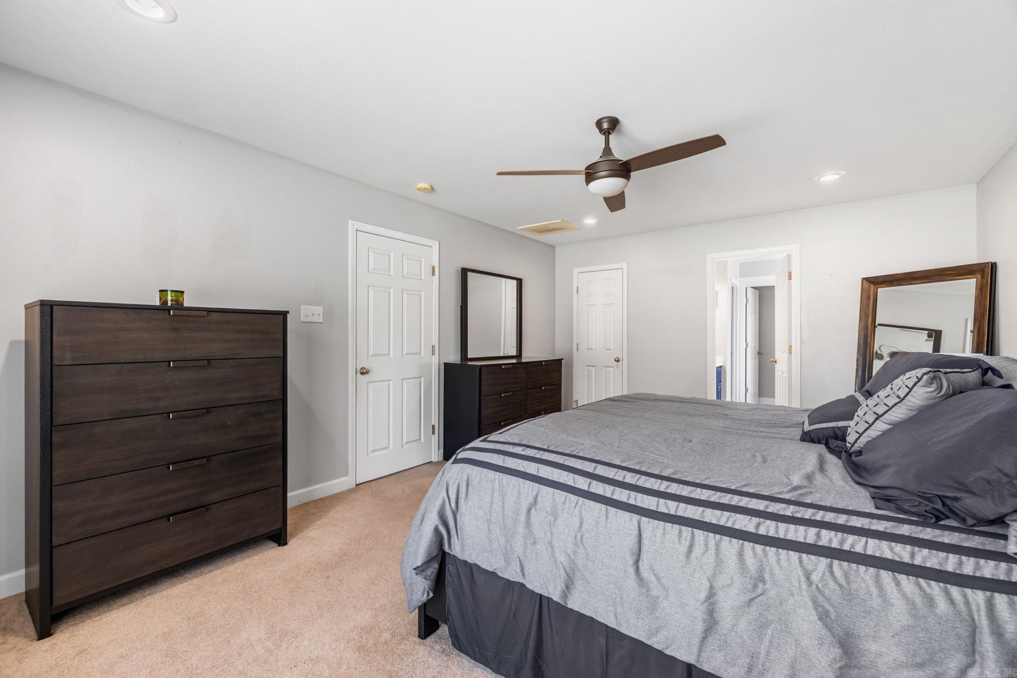COLLENWOOD - Residential