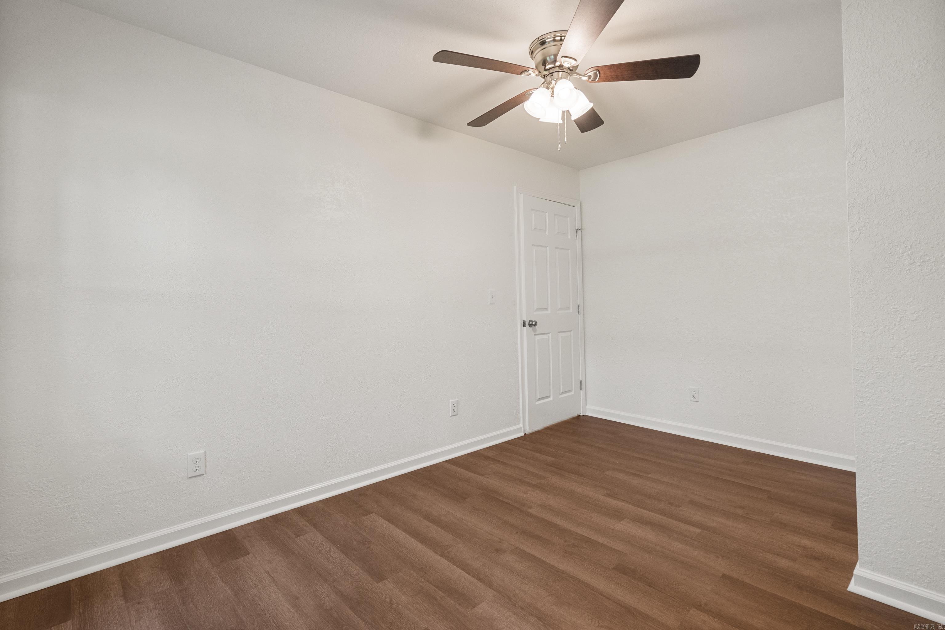 EASTWOOD - Residential