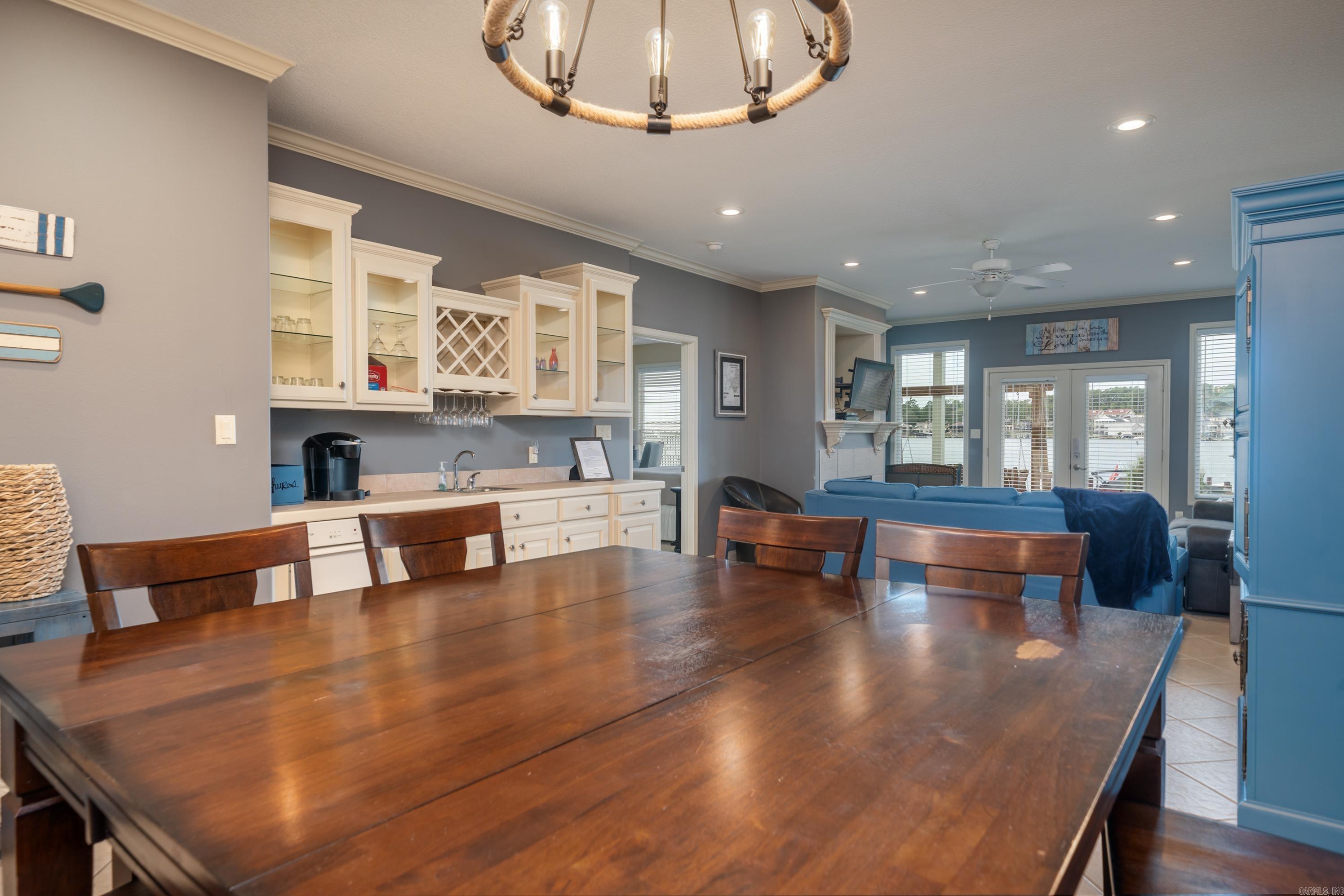 CATALINA COVE HPR - Residential