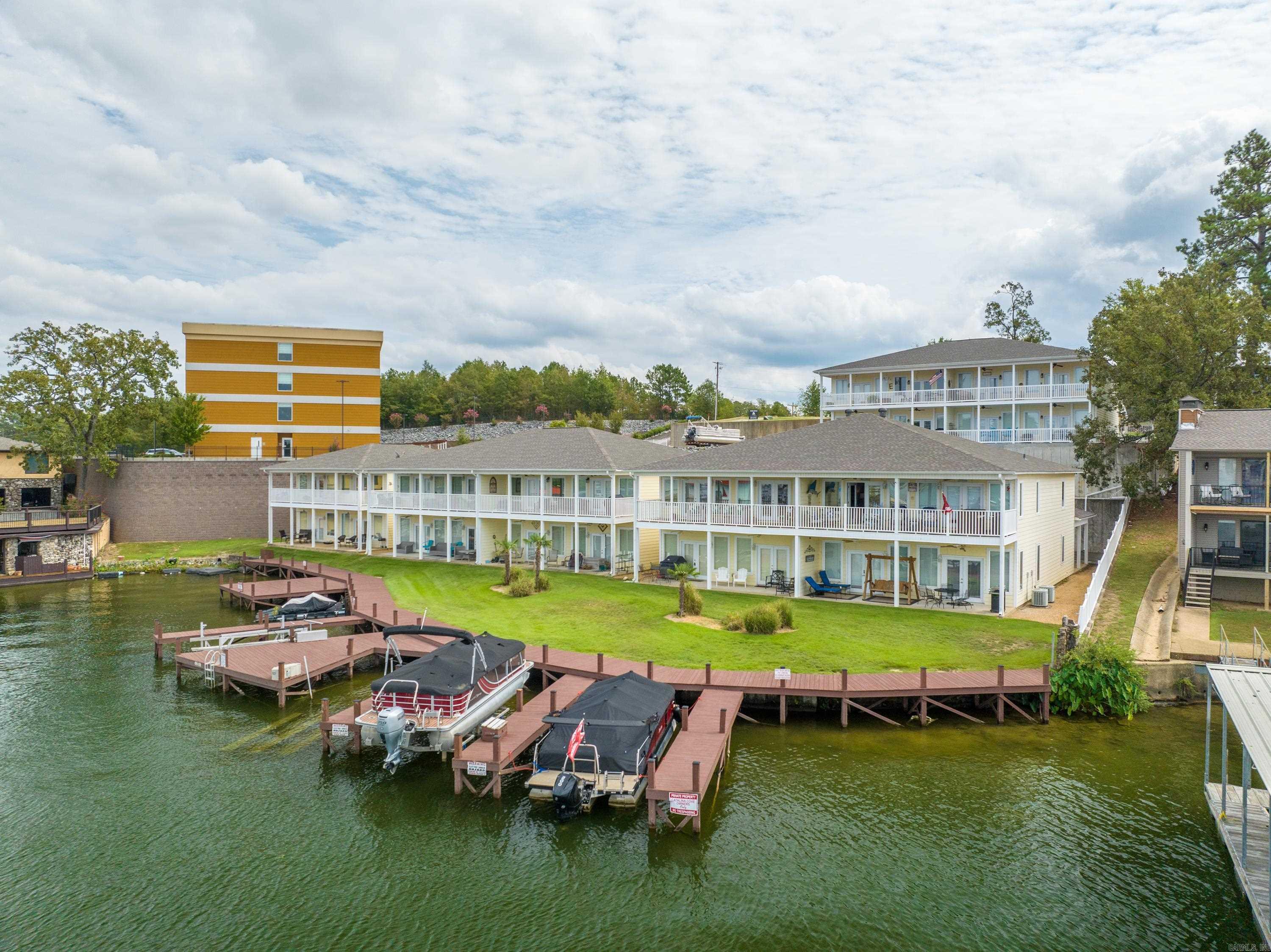 CATALINA COVE HPR - Residential