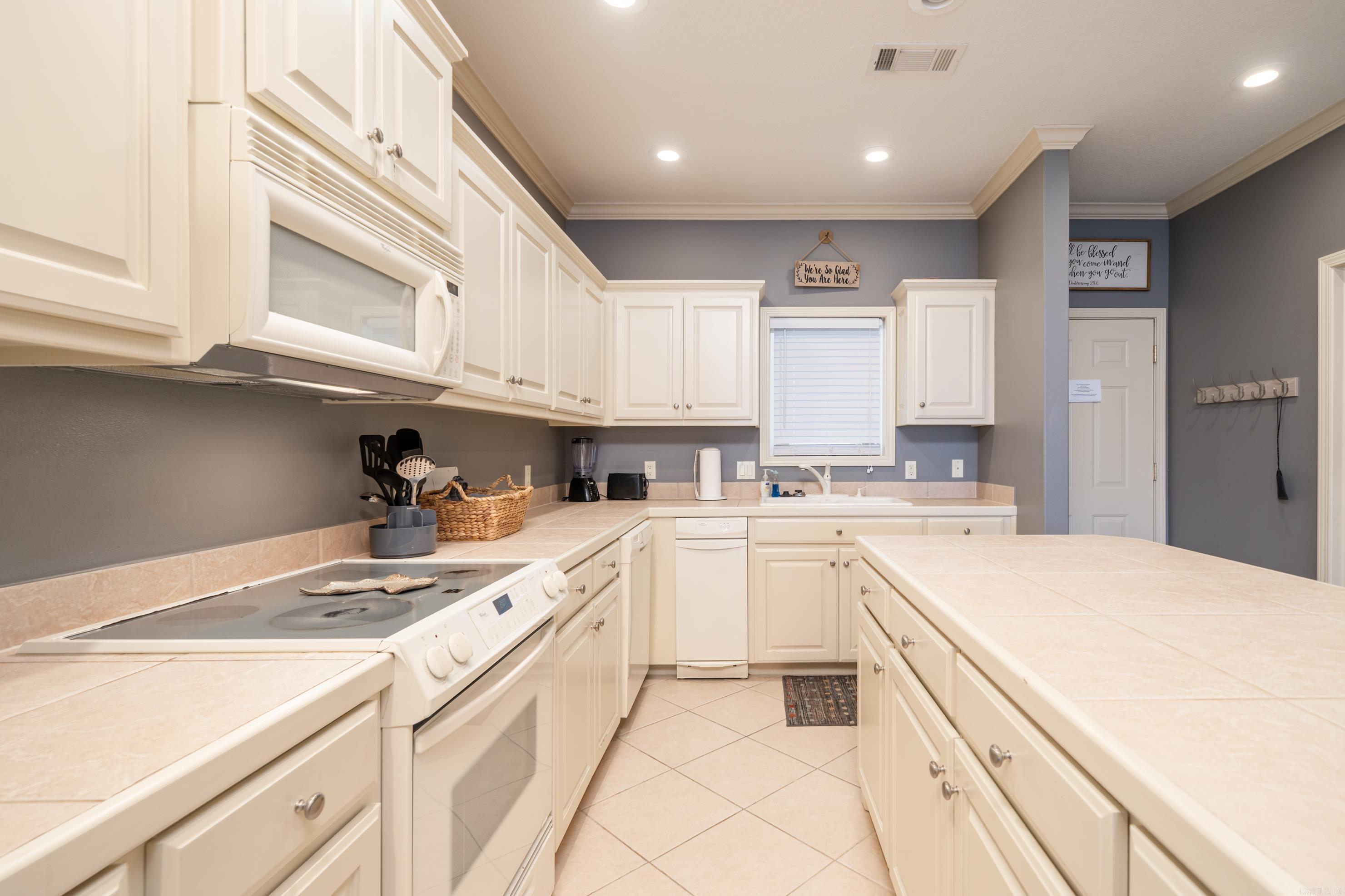 CATALINA COVE HPR - Residential