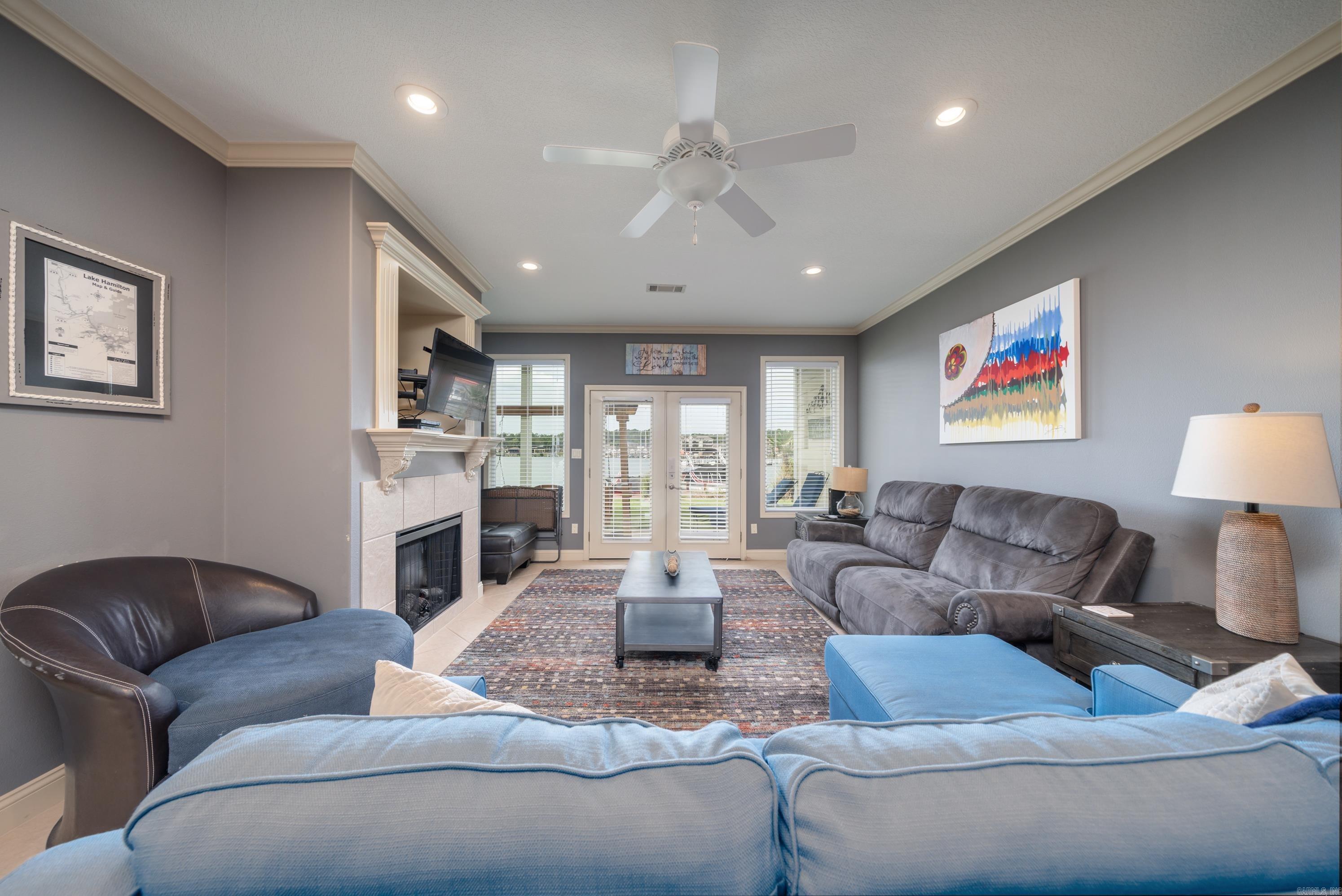 CATALINA COVE HPR - Residential