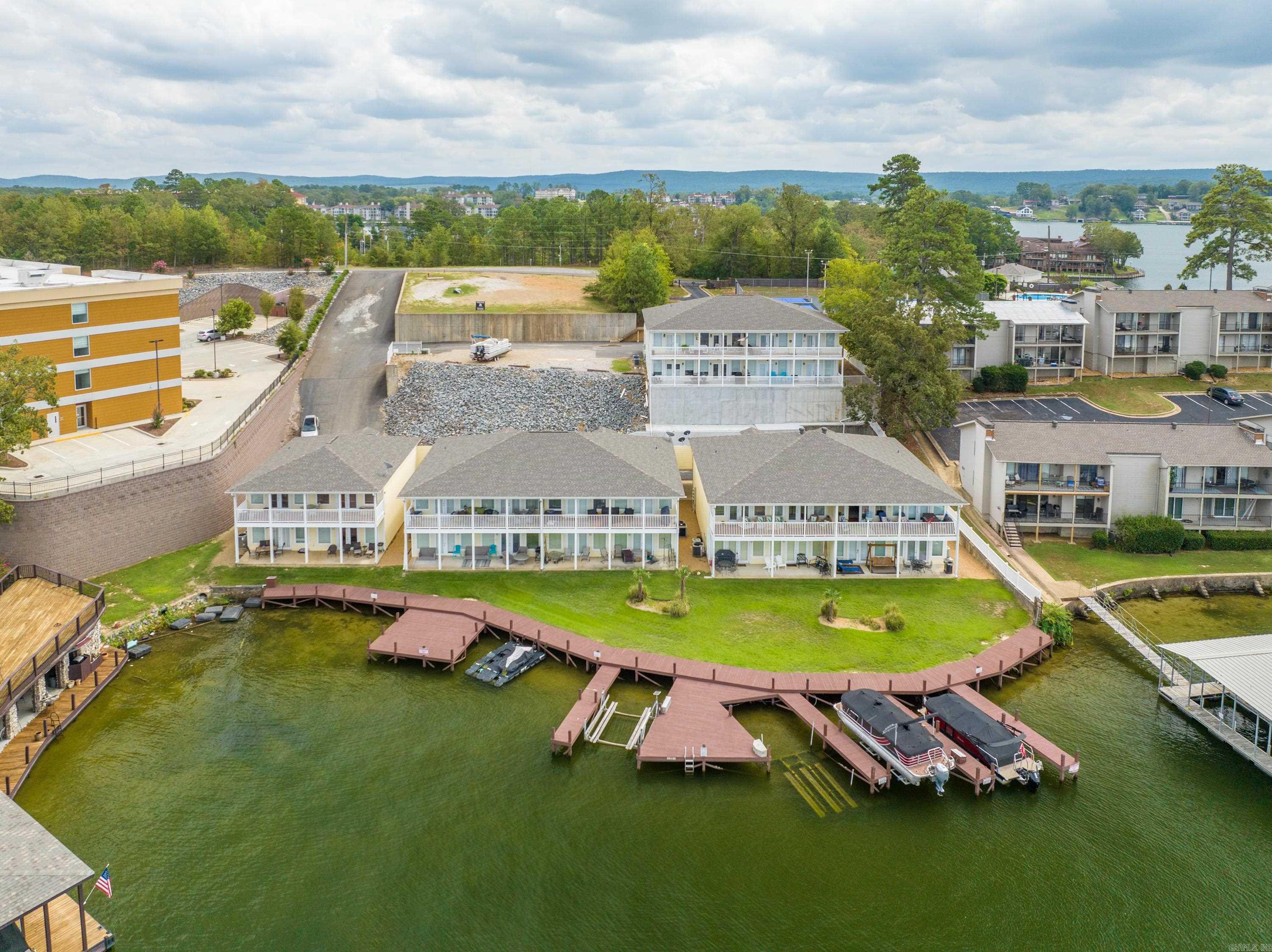 CATALINA COVE HPR - Residential