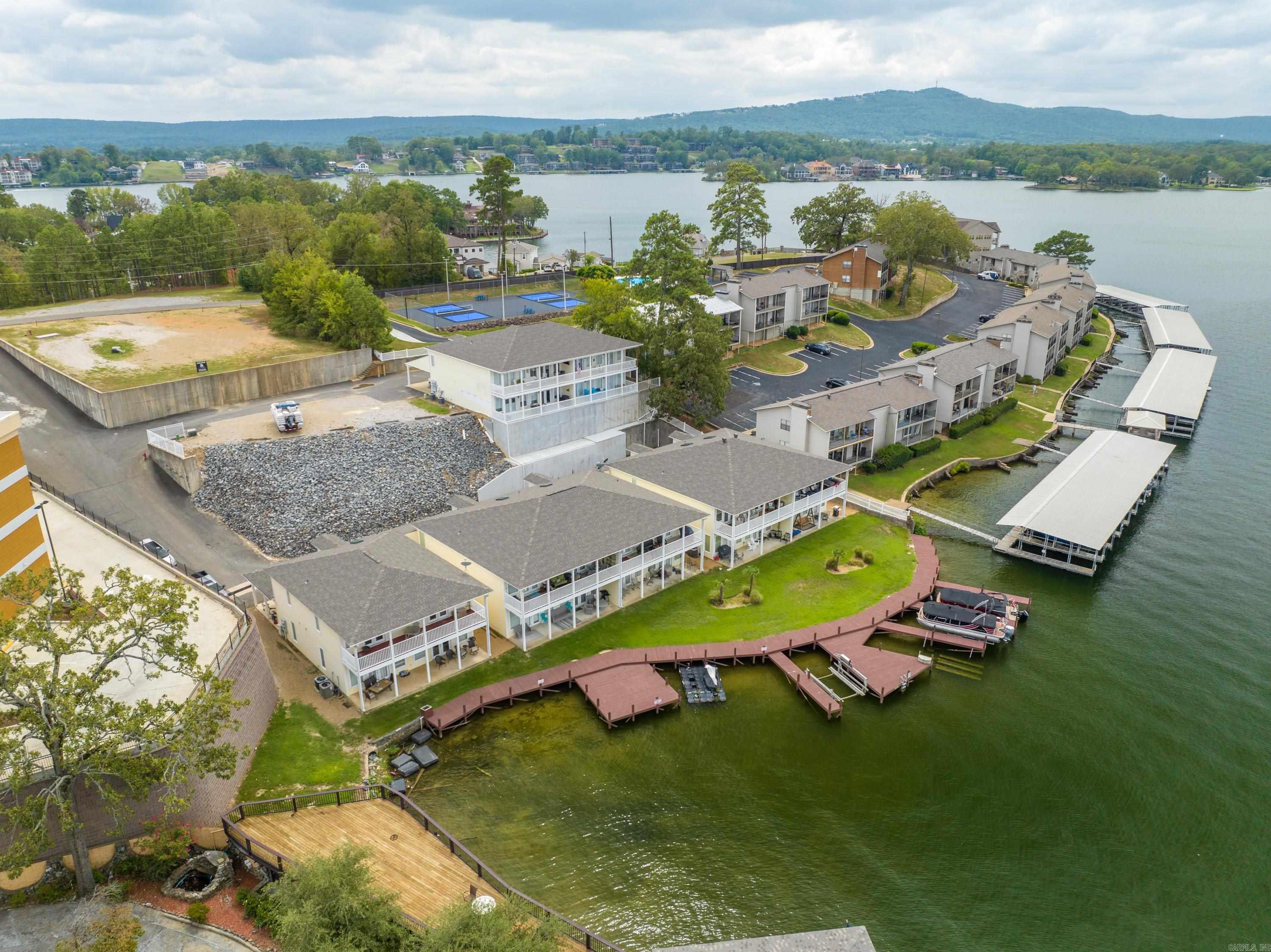 CATALINA COVE HPR - Residential