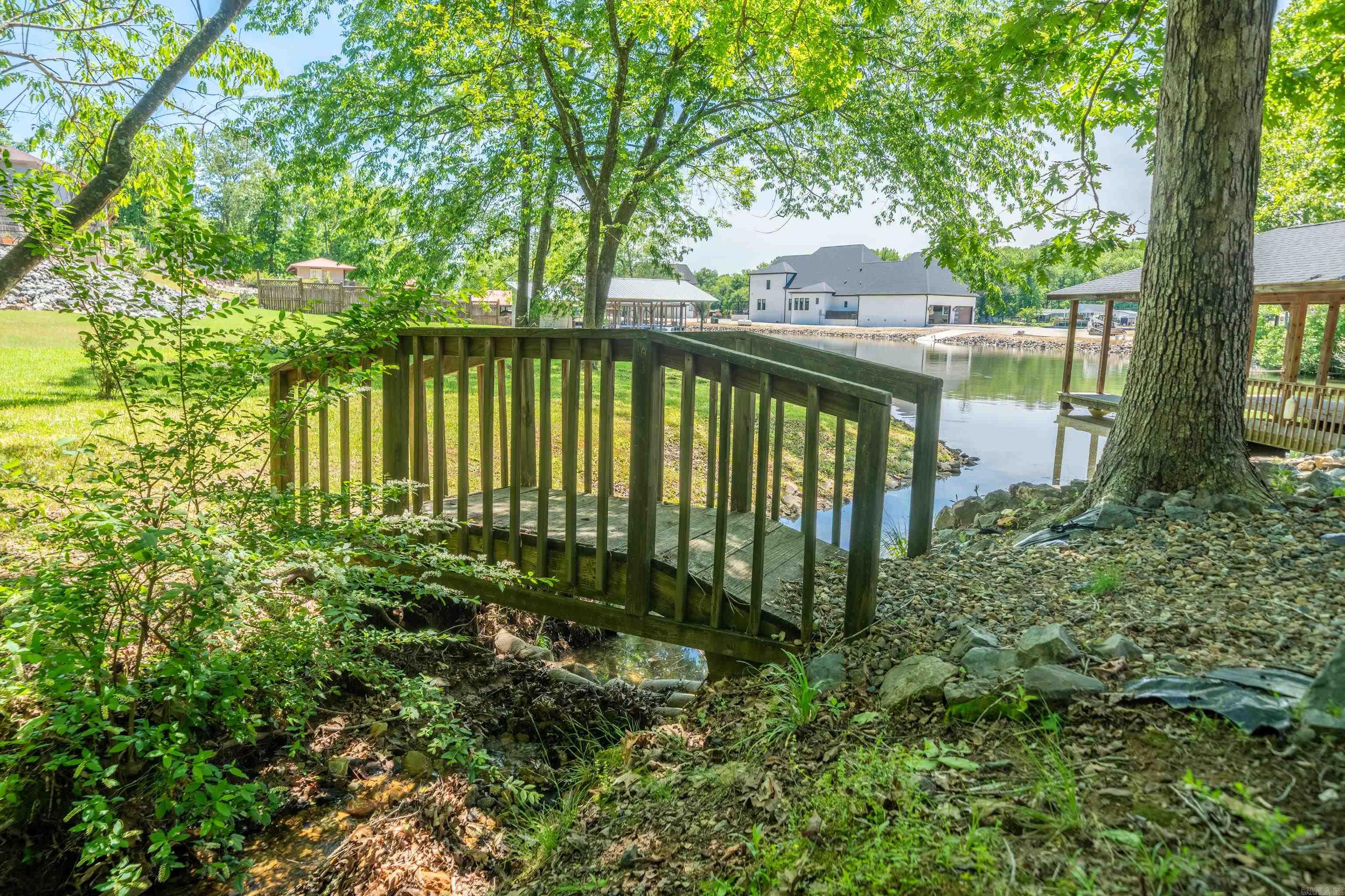 The Oaks - Residential