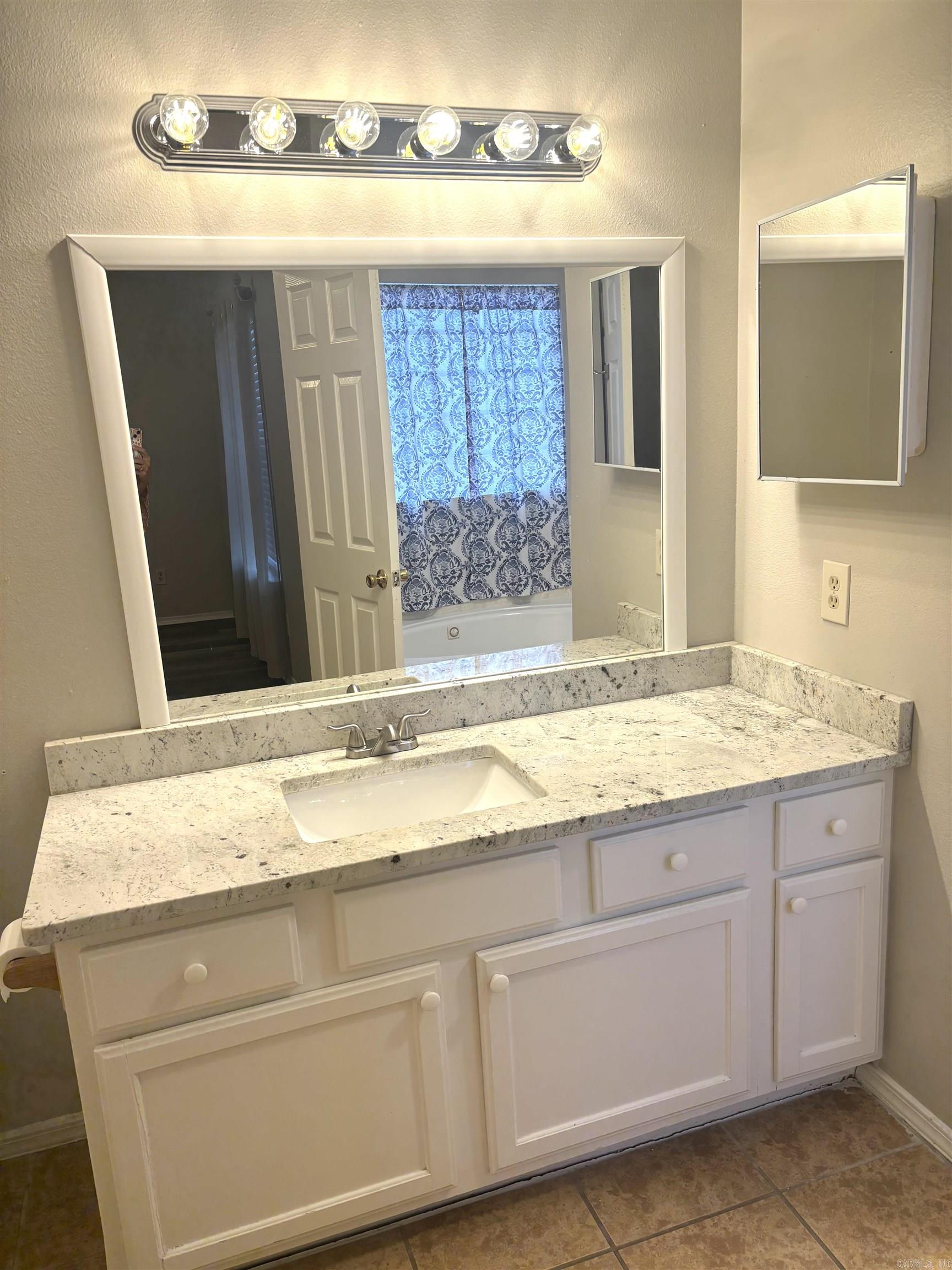 MEADOW RIDGE ADDN - Residential