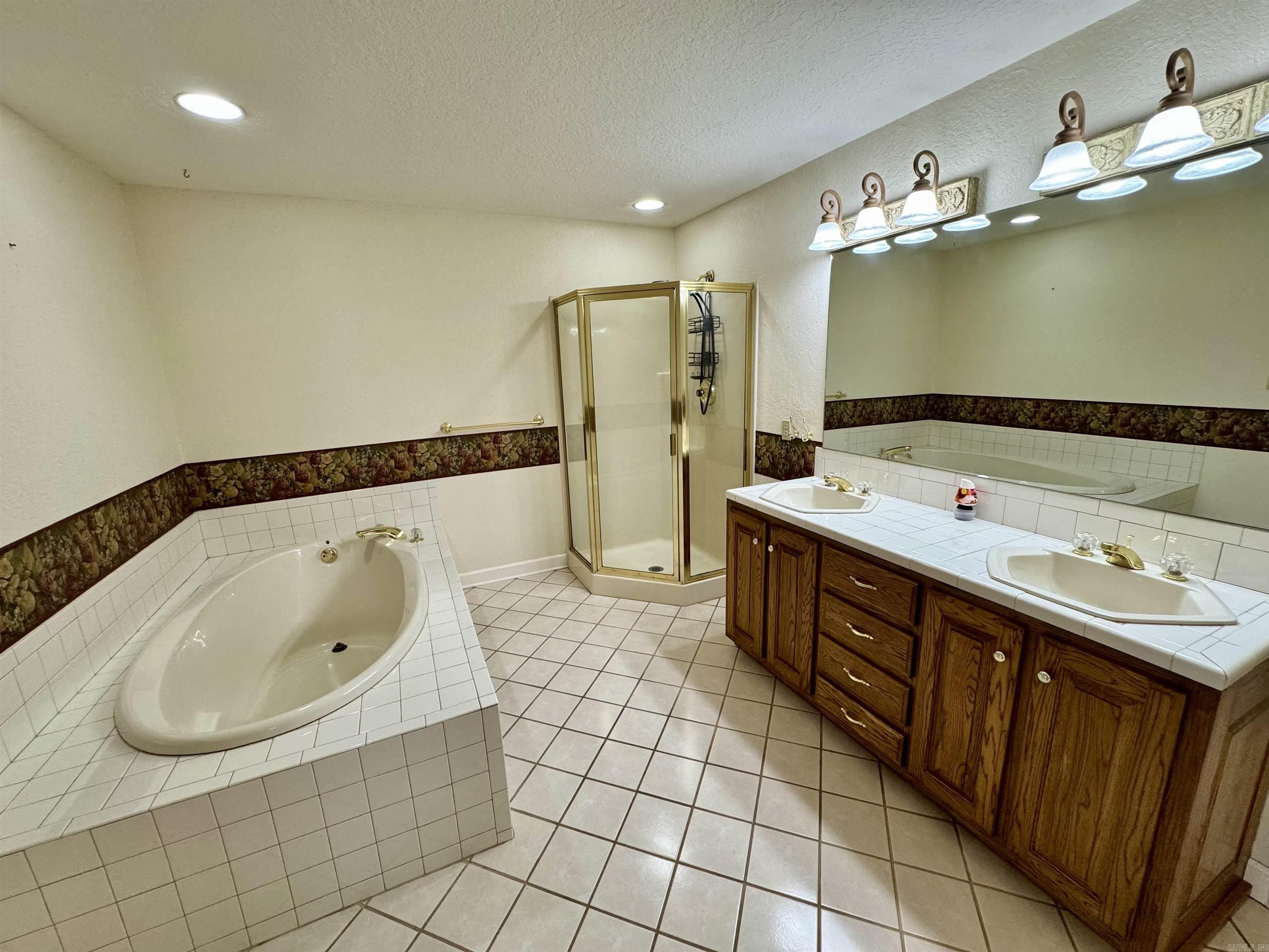 Lake View - Residential