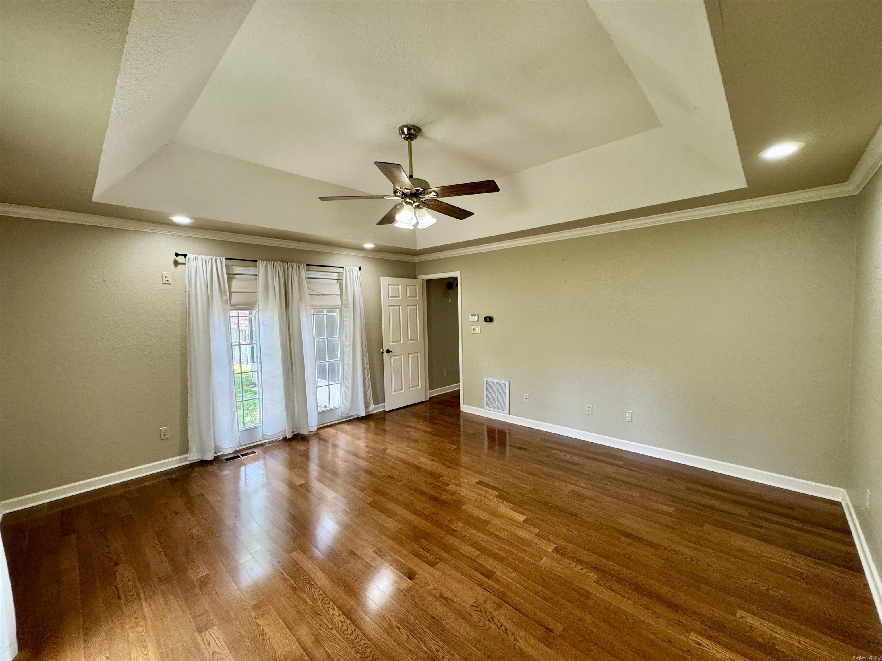 Lake View - Residential