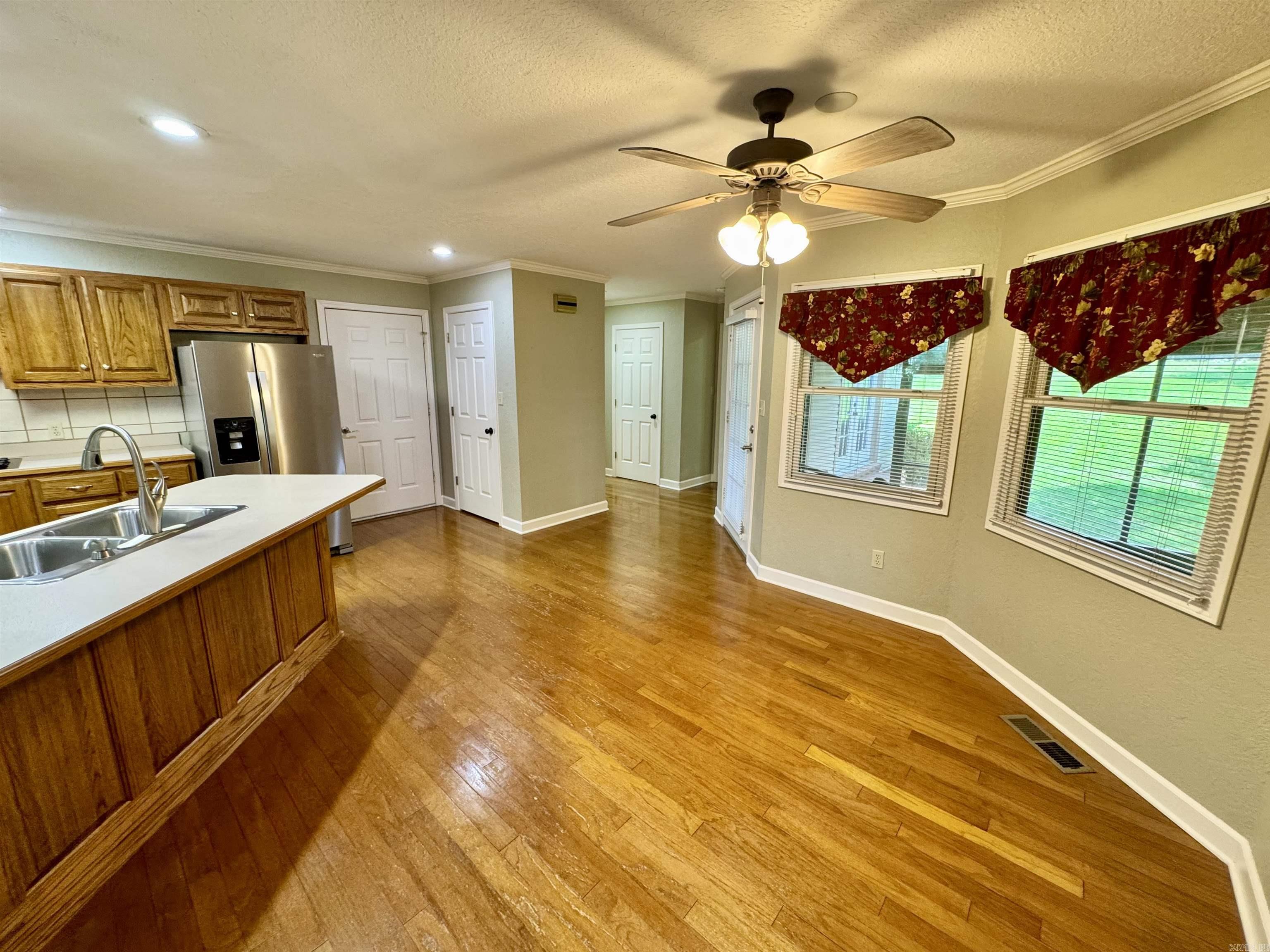 Lake View - Residential