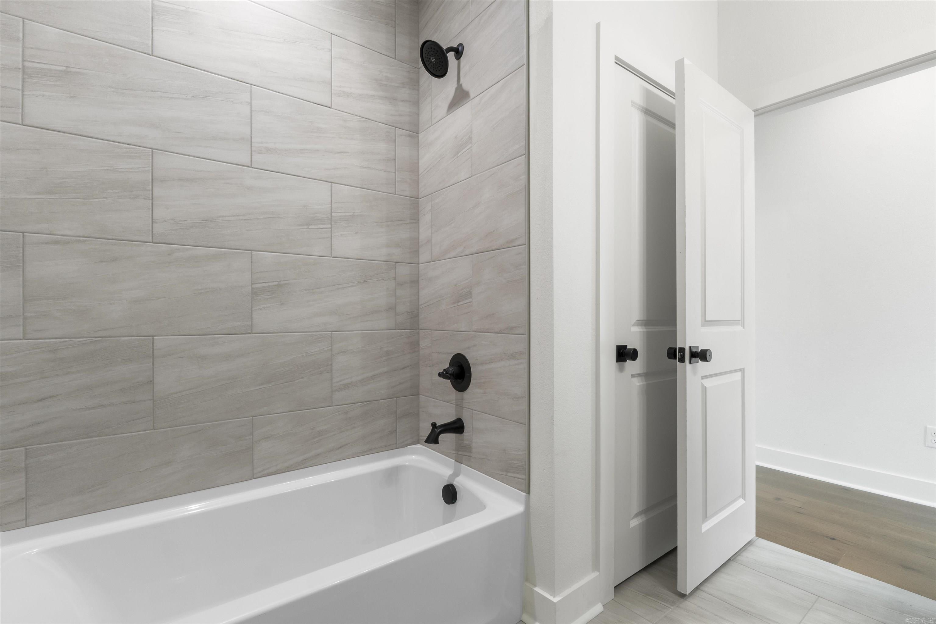 GLENWOOD SPRINGS - Residential