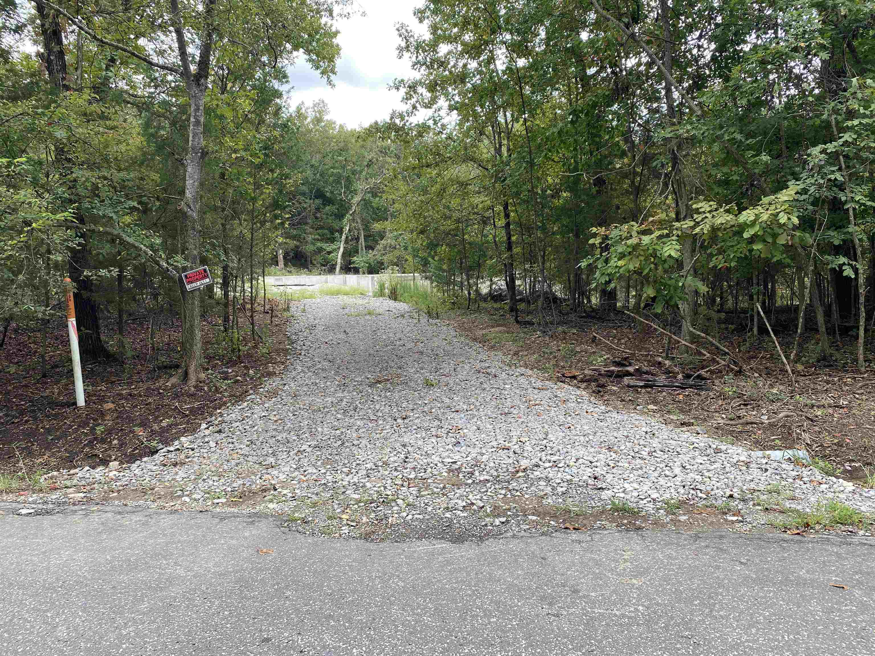 Mockingbird Hill - Land