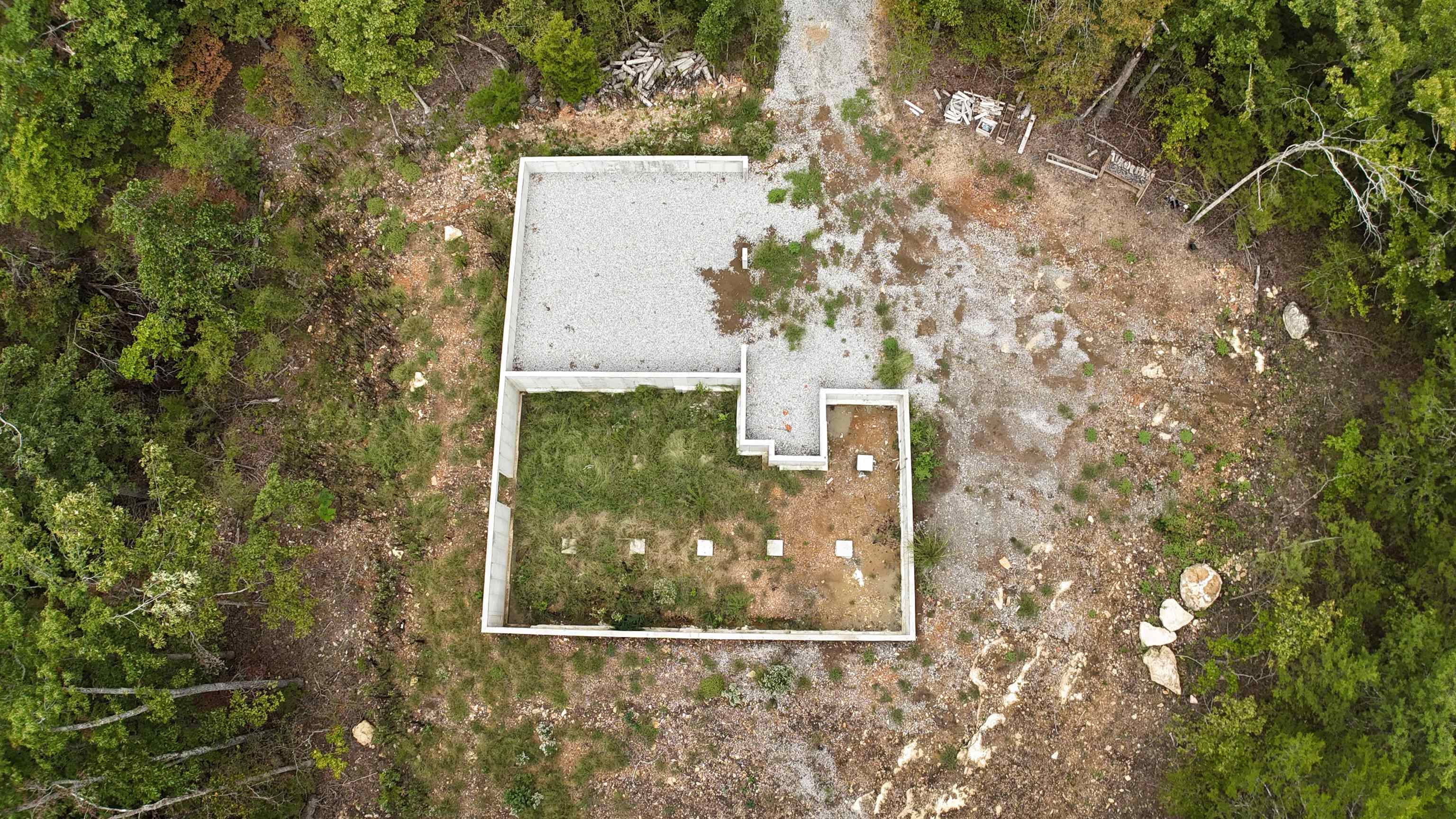 Mockingbird Hill - Land