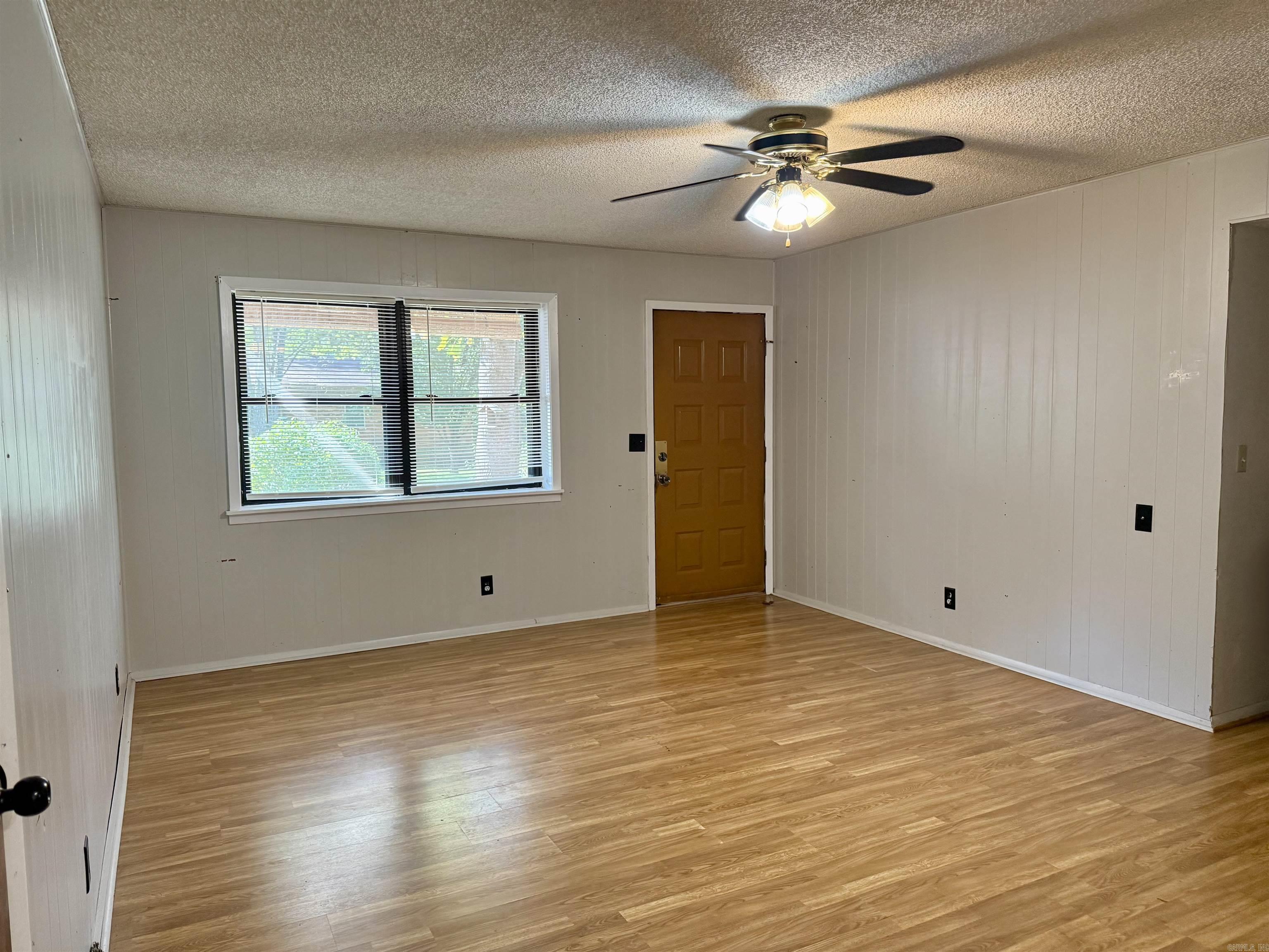 Meadowbrook 1 - Residential