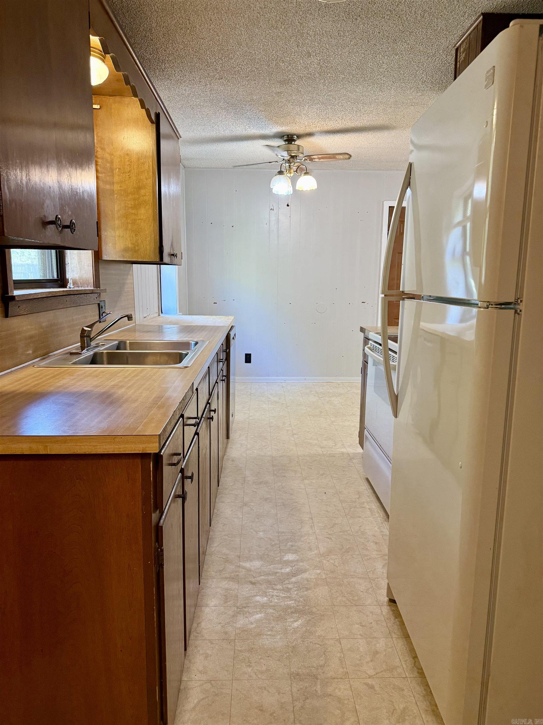 Meadowbrook 1 - Residential