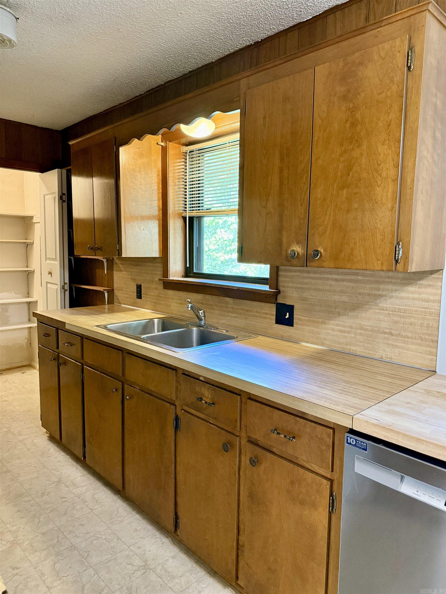 Meadowbrook 1 - Residential