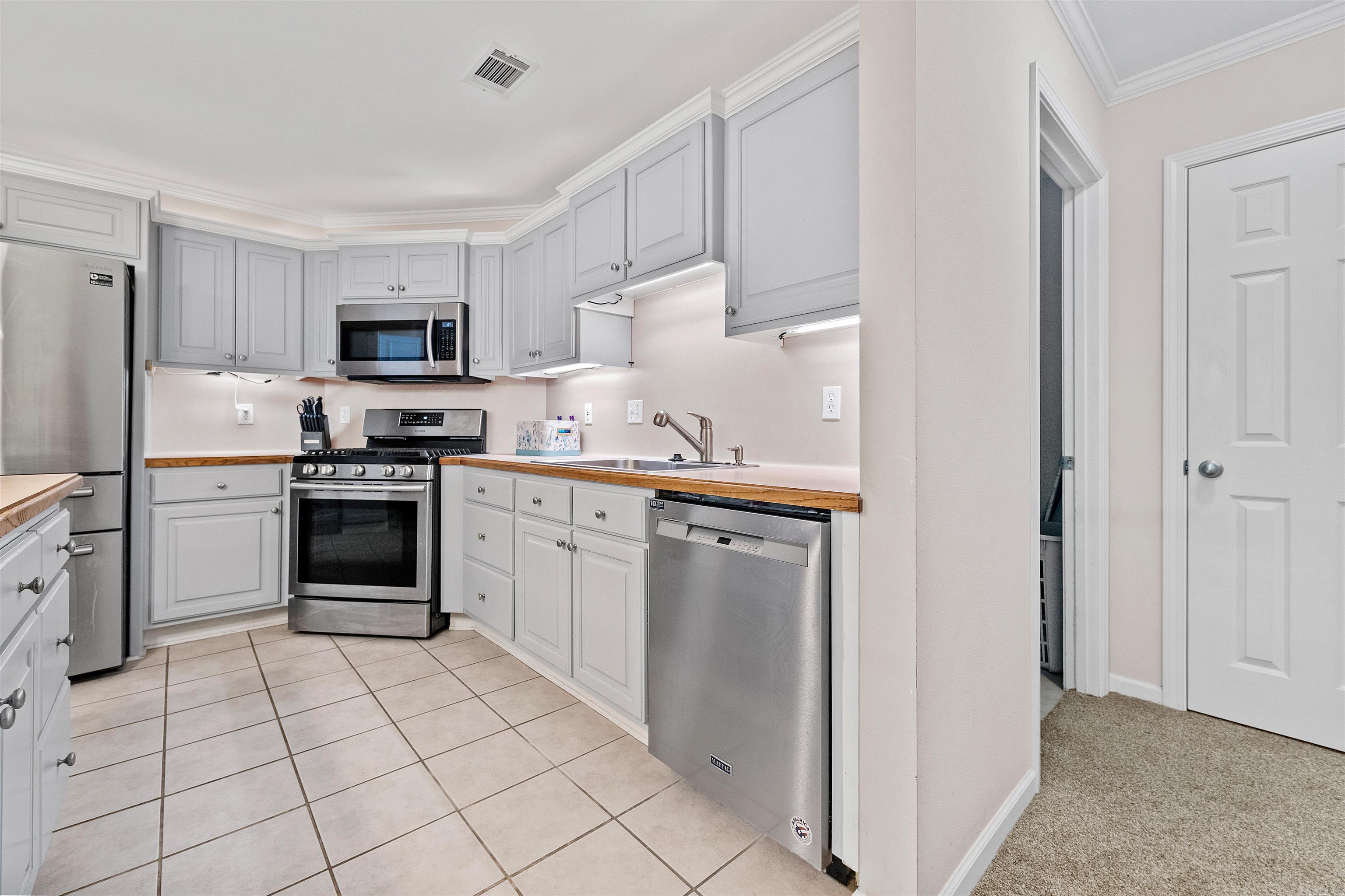 COLLENWOOD - Residential