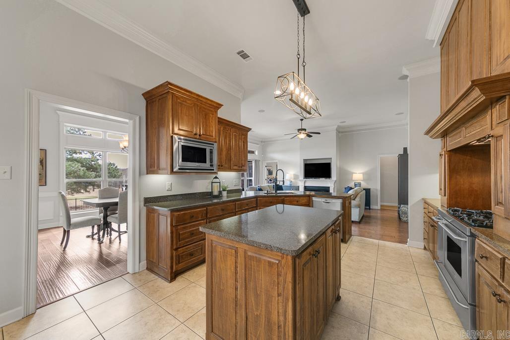 GREYSTONE - Residential