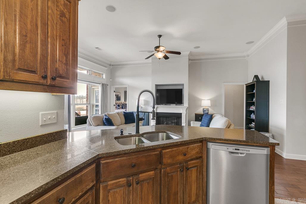 GREYSTONE - Residential