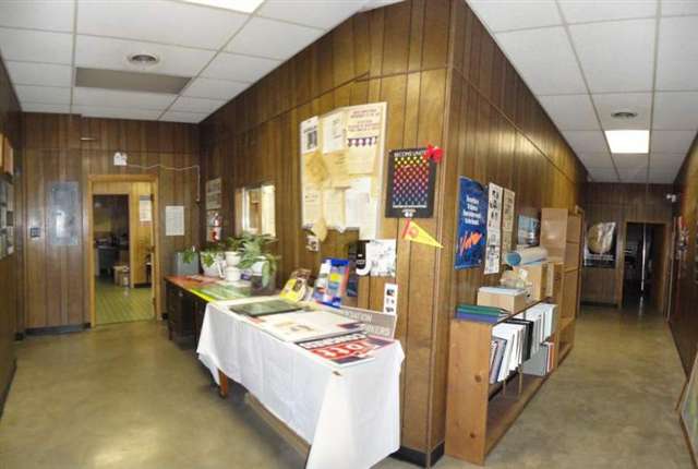 Enmar - Commercial Sale