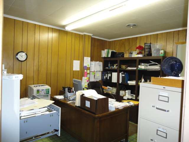 Enmar - Commercial Sale