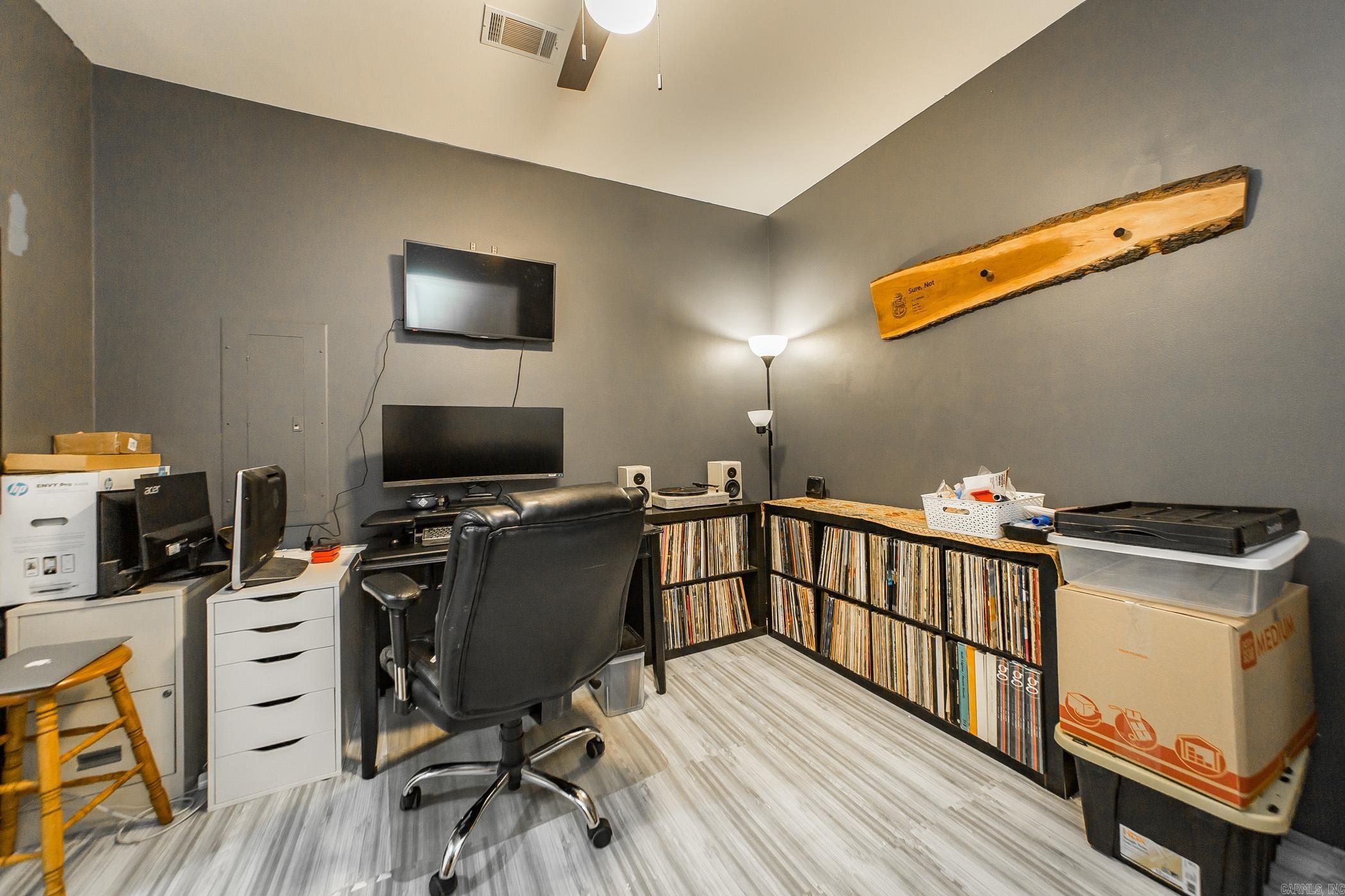 PLEASANT MEADOWS - Residential