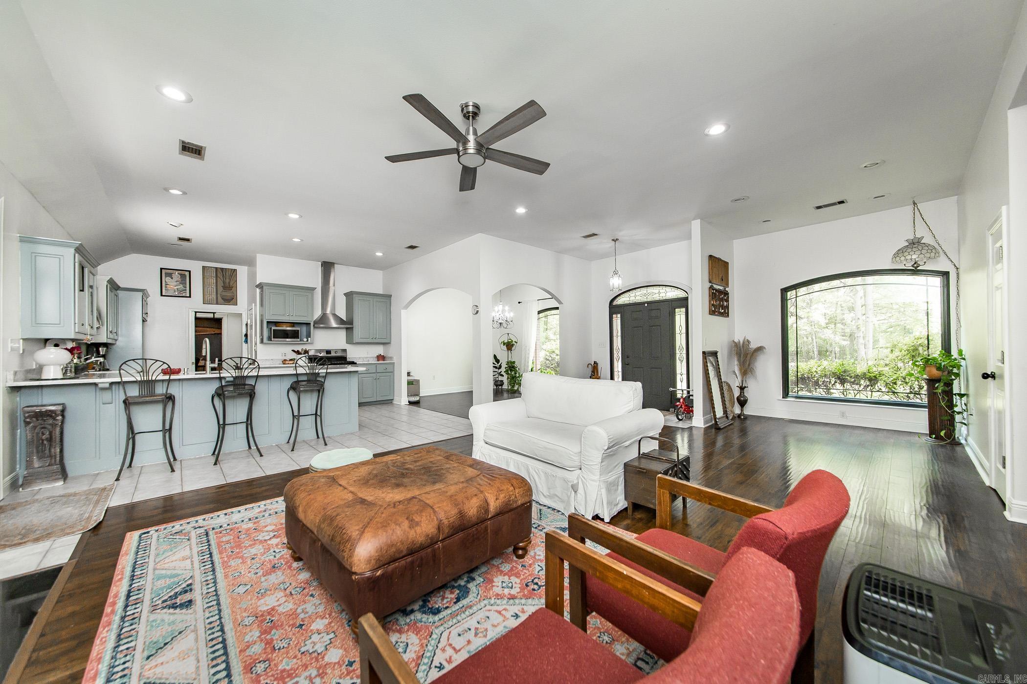 PLEASANT MEADOWS - Residential