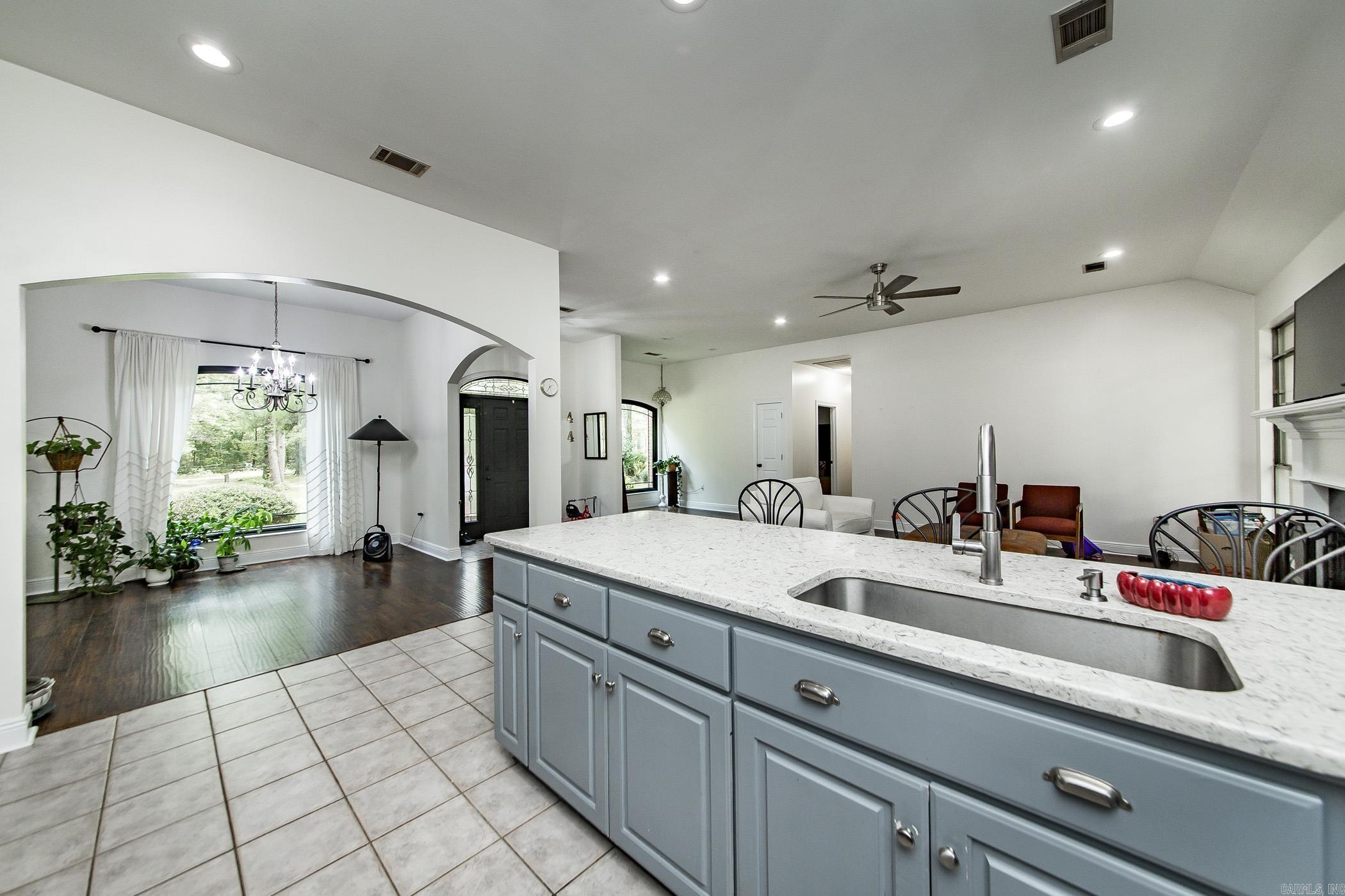 PLEASANT MEADOWS - Residential