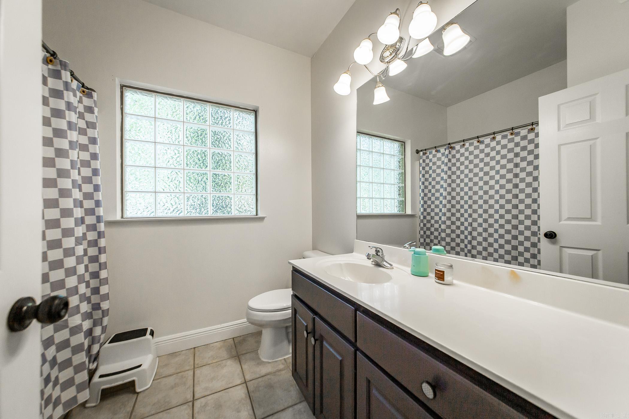 PLEASANT MEADOWS - Residential