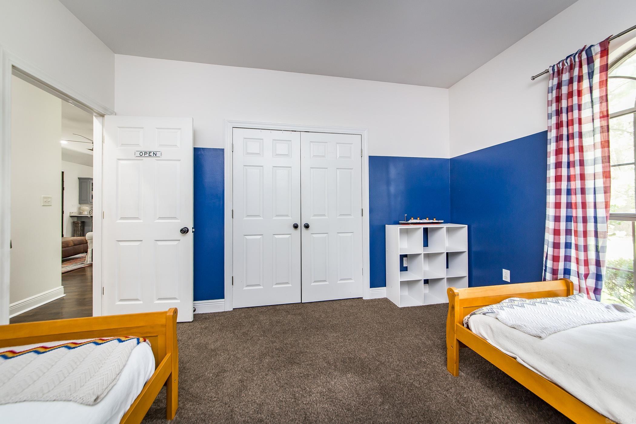 PLEASANT MEADOWS - Residential