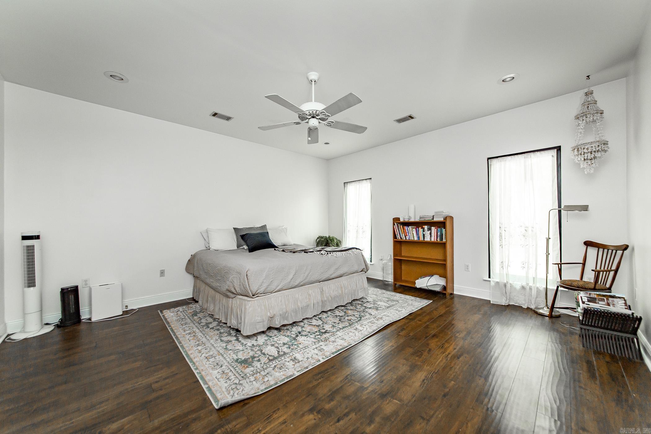 PLEASANT MEADOWS - Residential